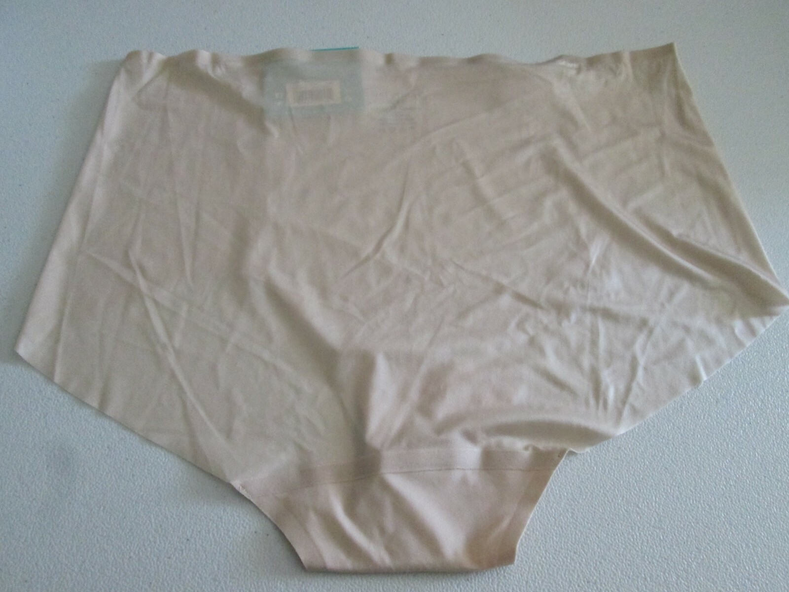 NWT Damask Neutral Size XL 8 Vanity Fair Nearly Invisible Briefs Panties #13241
