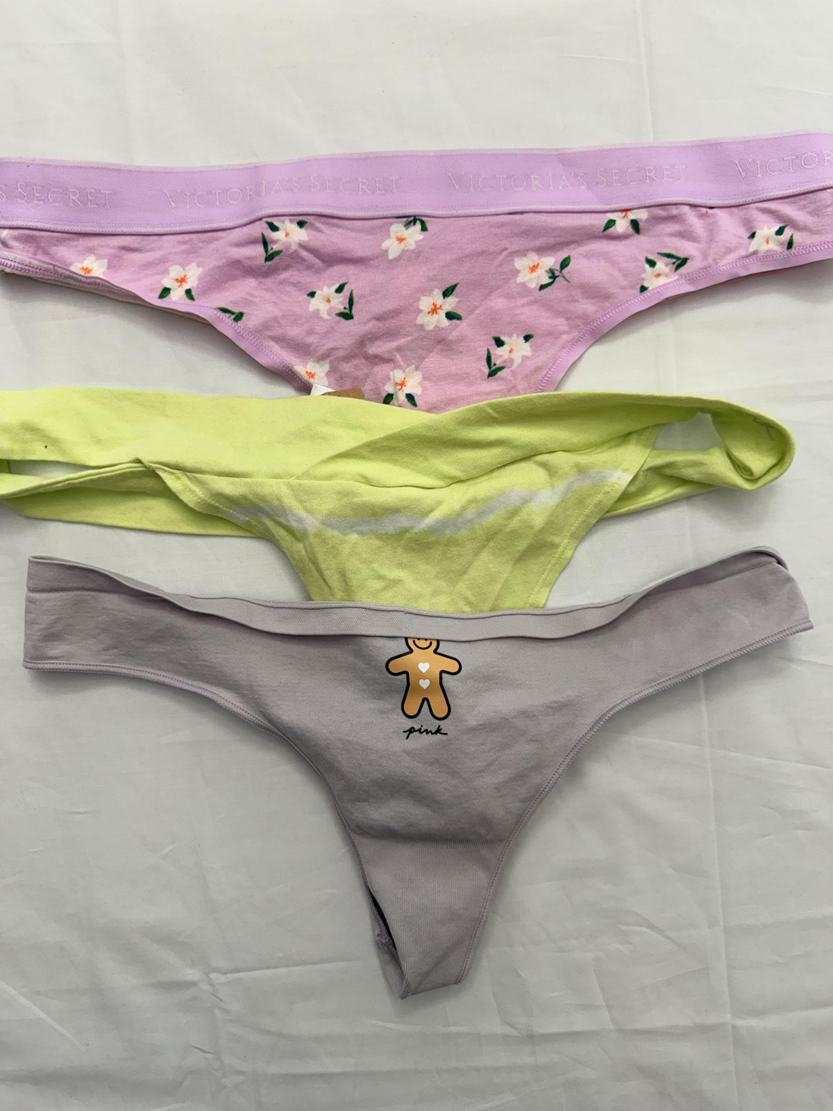 Victoria’s Secret PINK Thong Panties Womens XL Gingerbread Floral 3 Pack