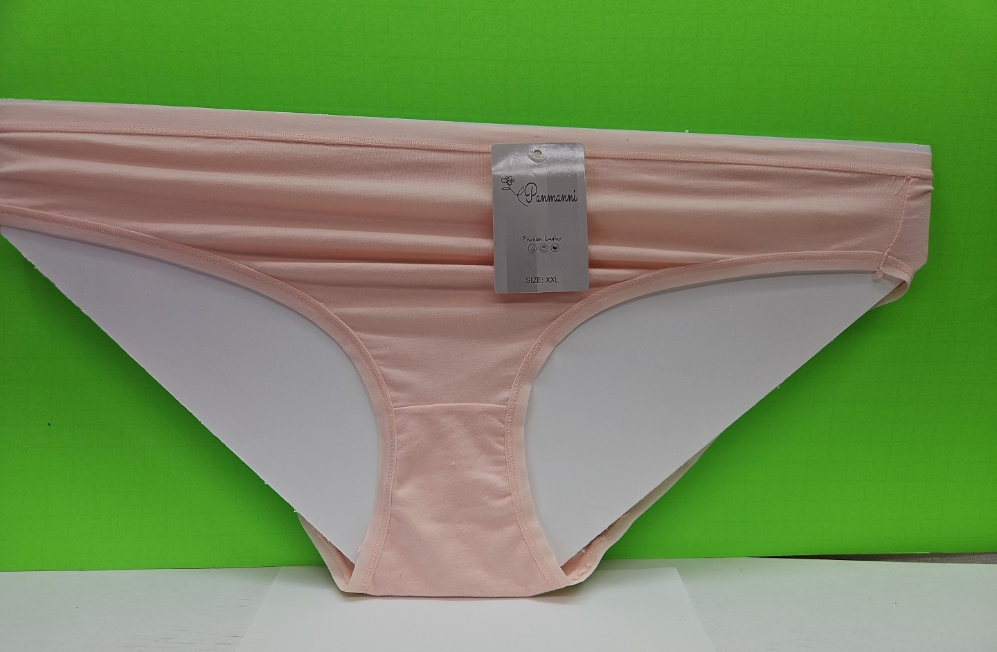 Women Panties Different brands, colors, and Patterns Size 2XL 3 pack. Read Below