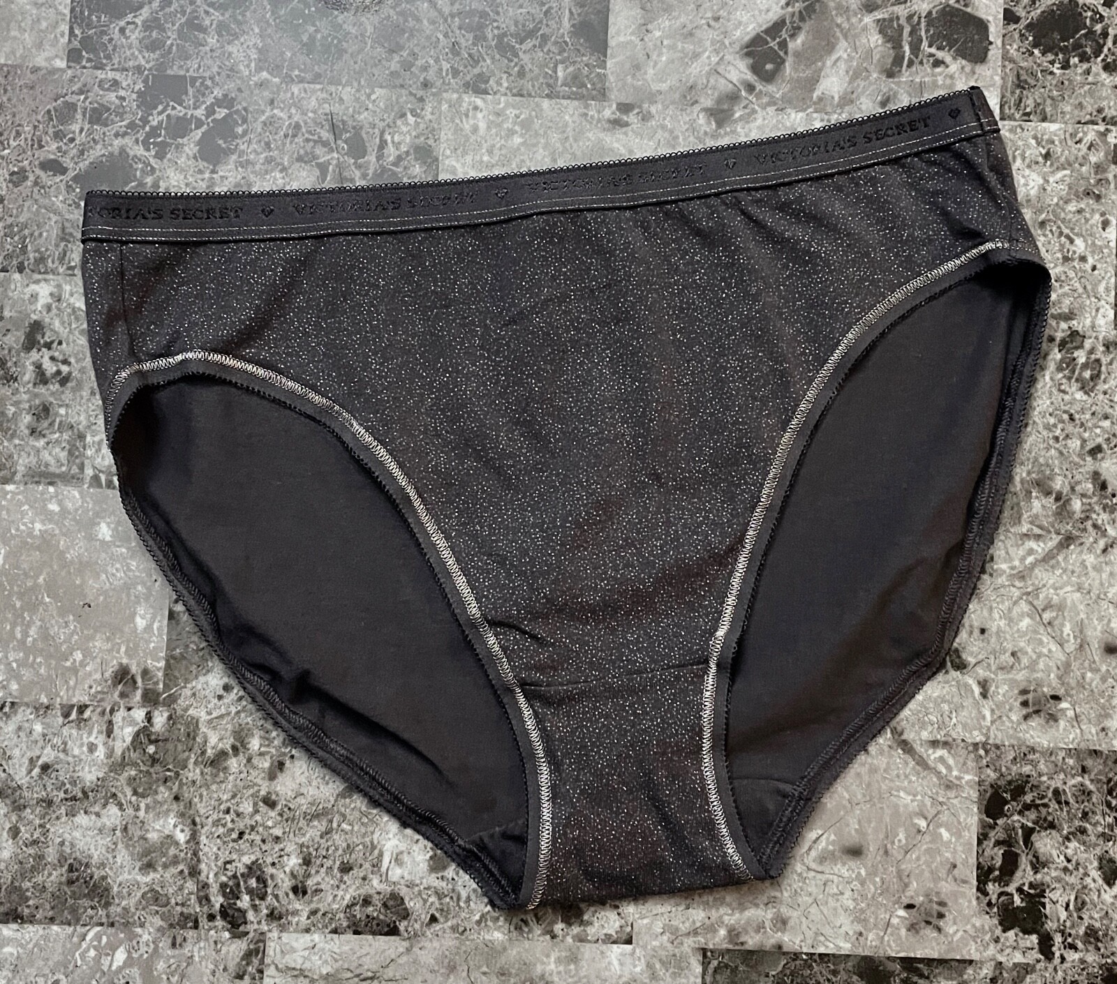 NWT VICTORIA’S SECRET M GRAY SPARKLE SHIMMER PICOT RARE HIGH LEG BRIEF PANTIES