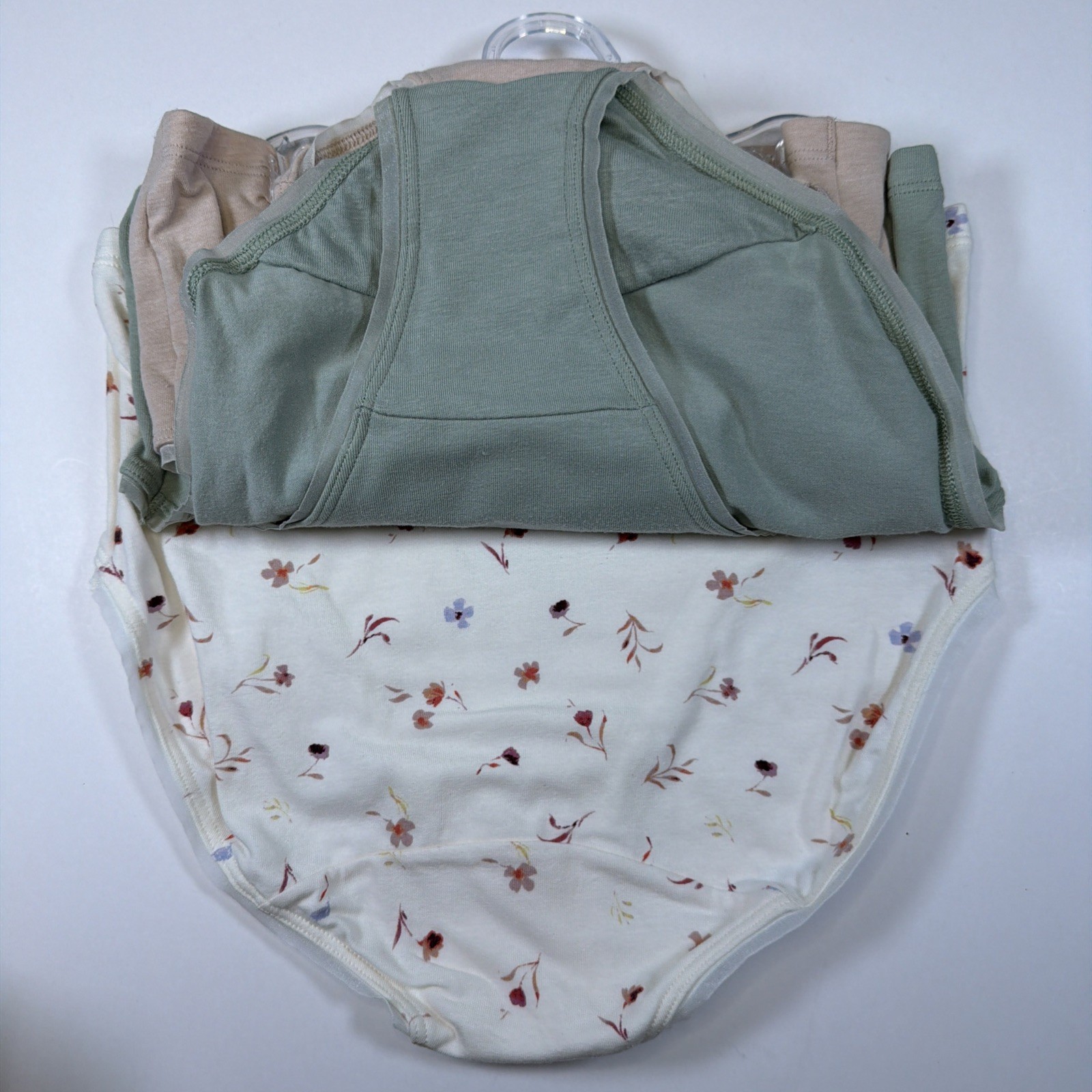 Bali Breathable Cotton Brief 3 Pack Women S/5 Cool Comfort DFLEB3 Floral Solids