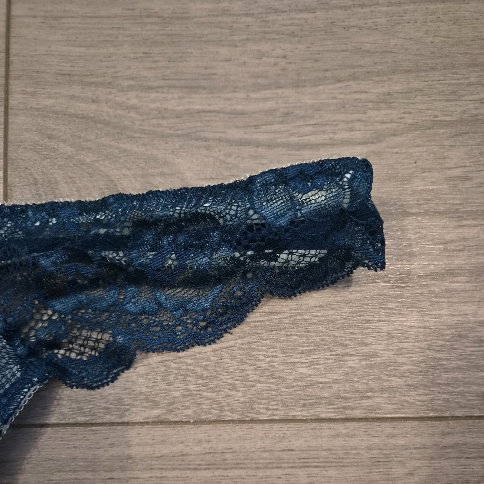 BNWOT Ann Summers Deep Teal Blue & Light Green Lace Thong Size 8-10