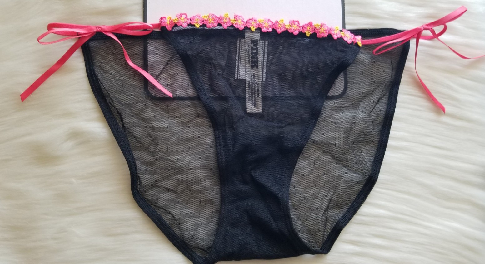 VICTORIA’S SECRET PINK WINK STRING BIKINI PANTY HIBISCUS EMBROIDERY BLACK MEDIUM