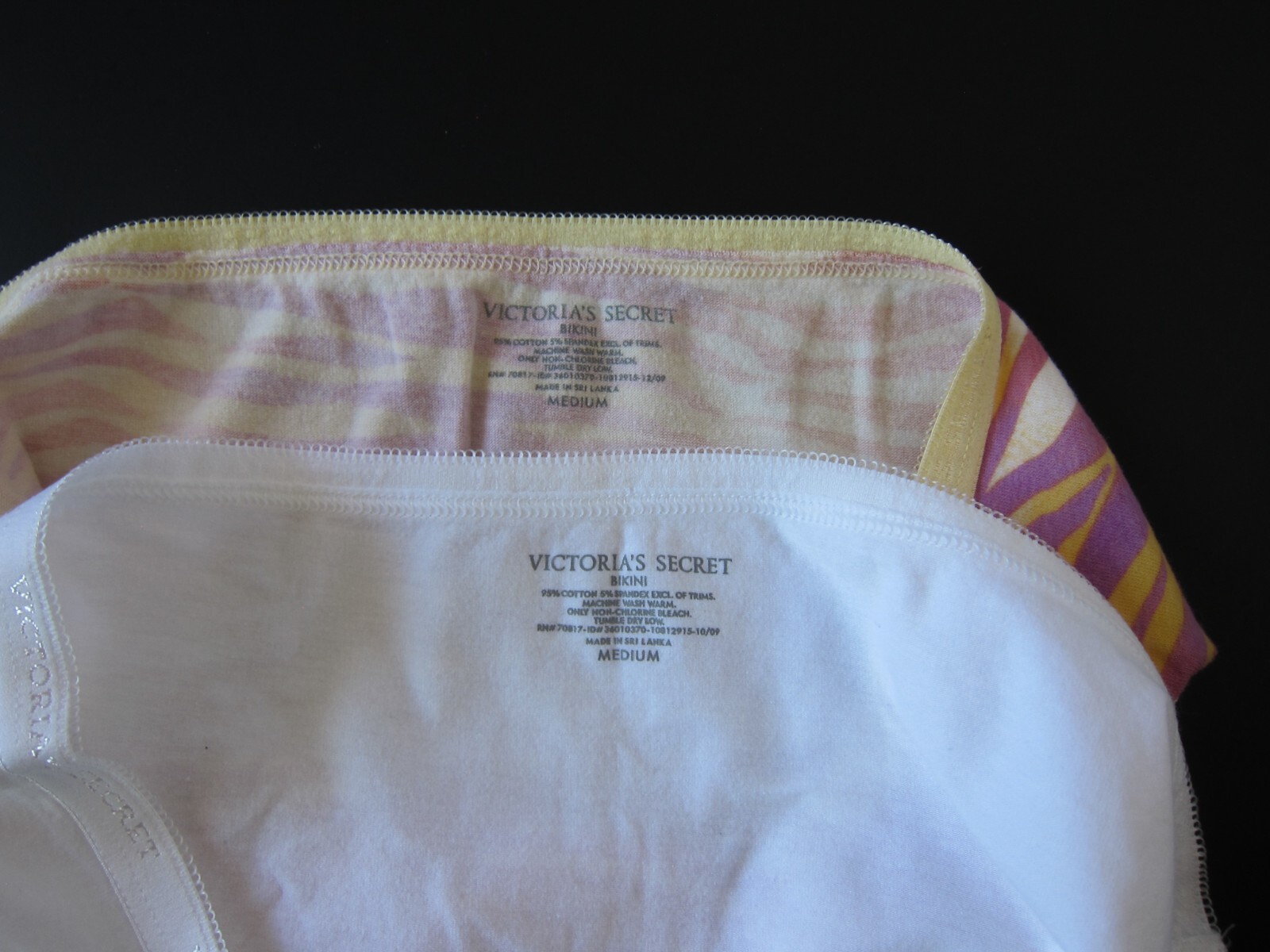 2 NEW Victoria’s Secret VINTAGE 95% Cotton Thin-Signature Bikini Panties MEDIUM