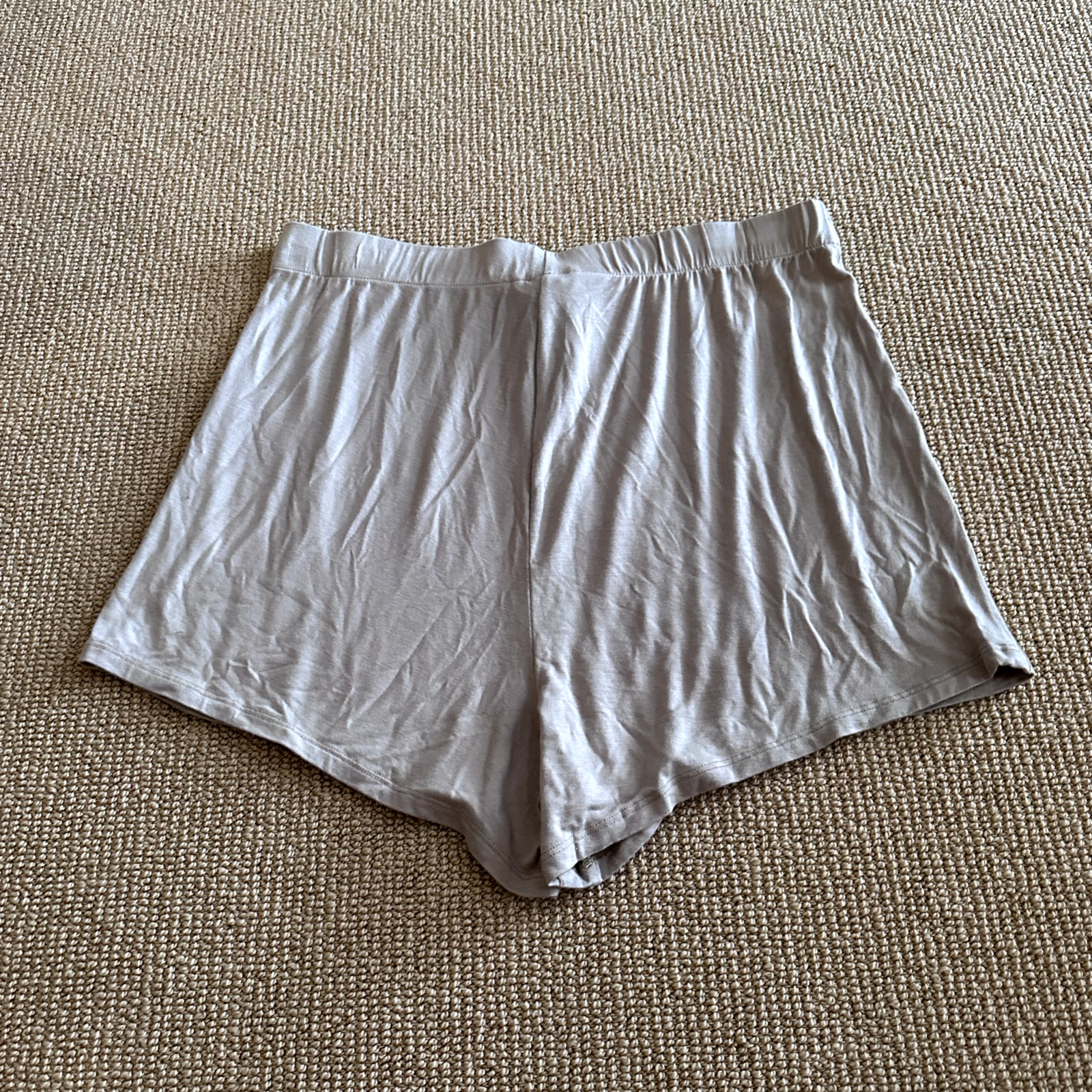 Skims Taupe Knit Pajama Shorts, Size Large NWT