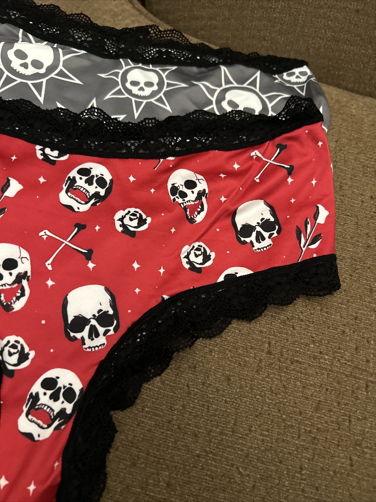Morvia 3pk lace trim cheeky goth Emo panties L skull And Bones Lingerie