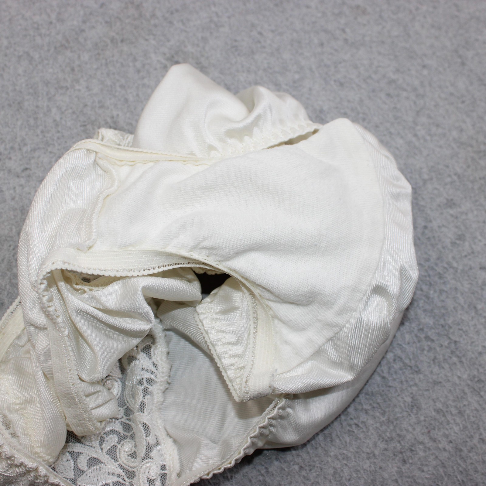 Vintage Natori Wacoal Panties Women Large White Lace High Waist Brief Sheer USA