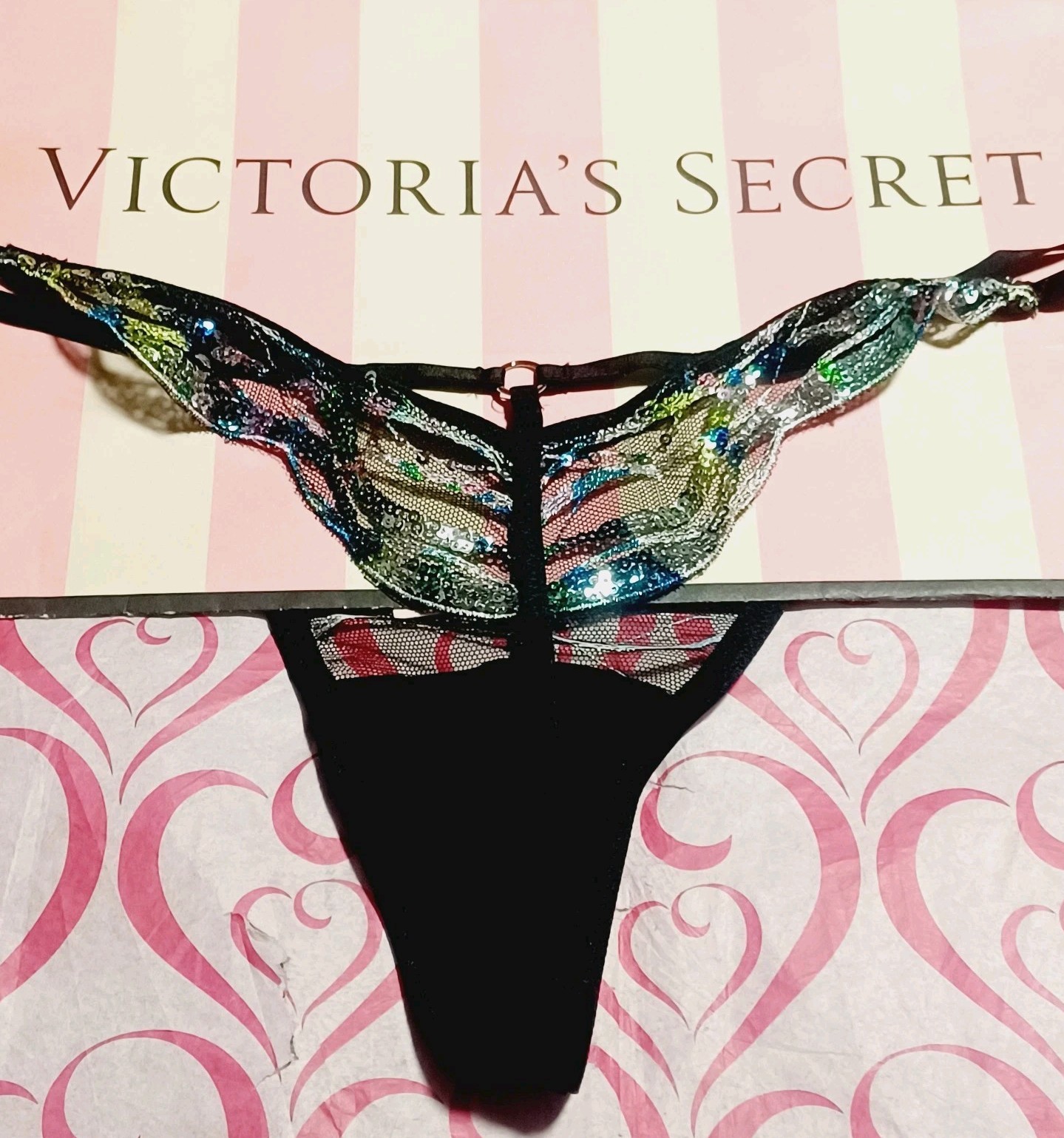 Victoria’s Secret VERY SEXY Siren Shimmer Embroidery V-String Black/Multicolor M