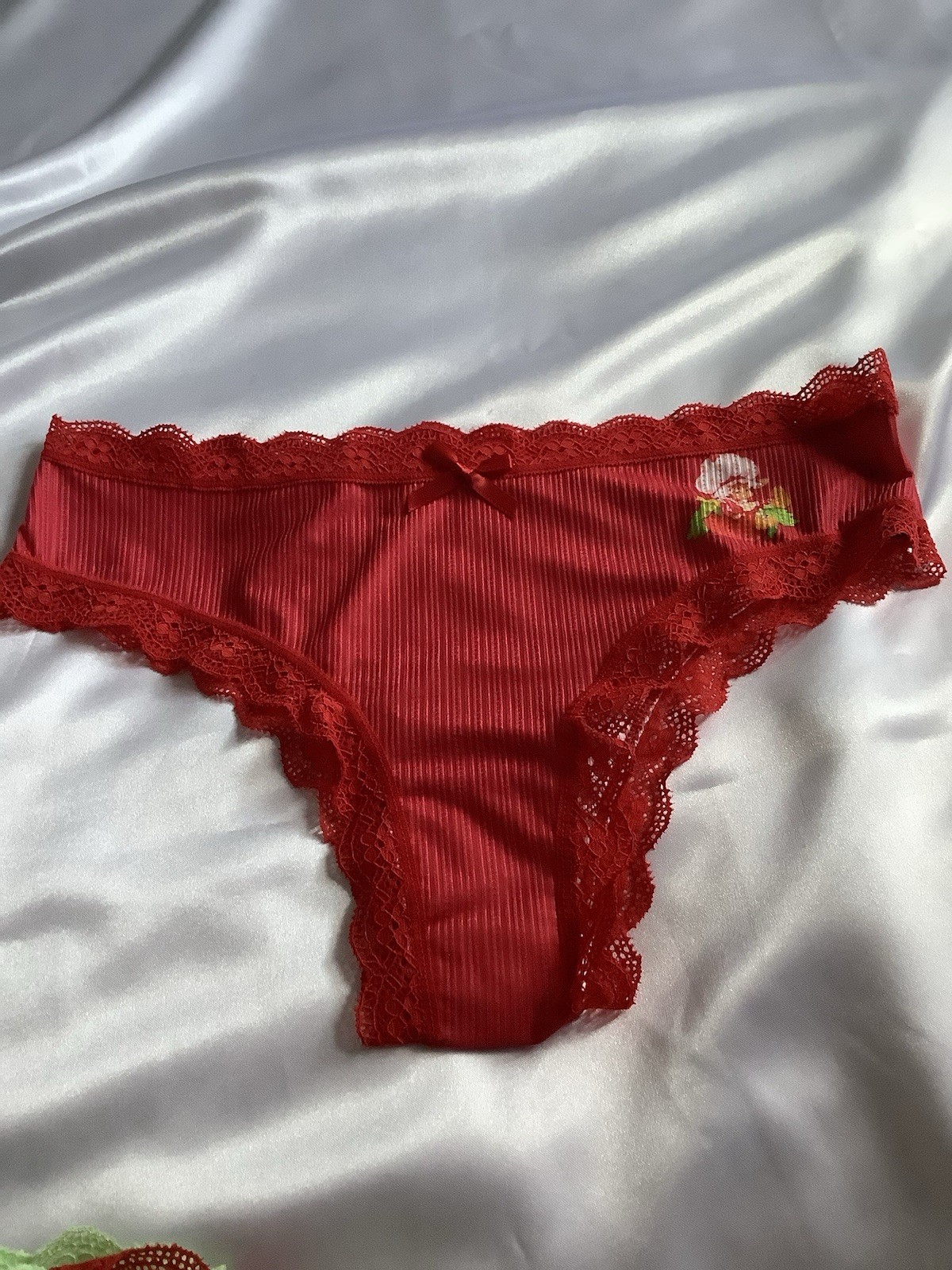 Women’s Teen Strawberry Shortcake Red Green Kawaii Thong Panties Cartoon 3pk. M