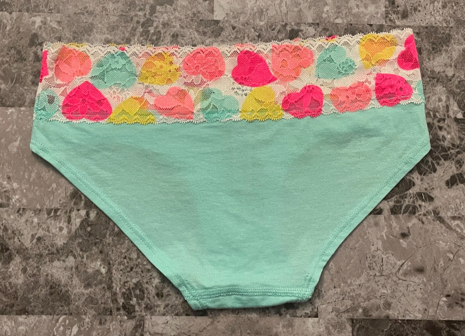 NWT VICTORIA’S SECRET XS GREEN PINK YELLOW HEART LACE RARE HIPHUGGER PANTIES
