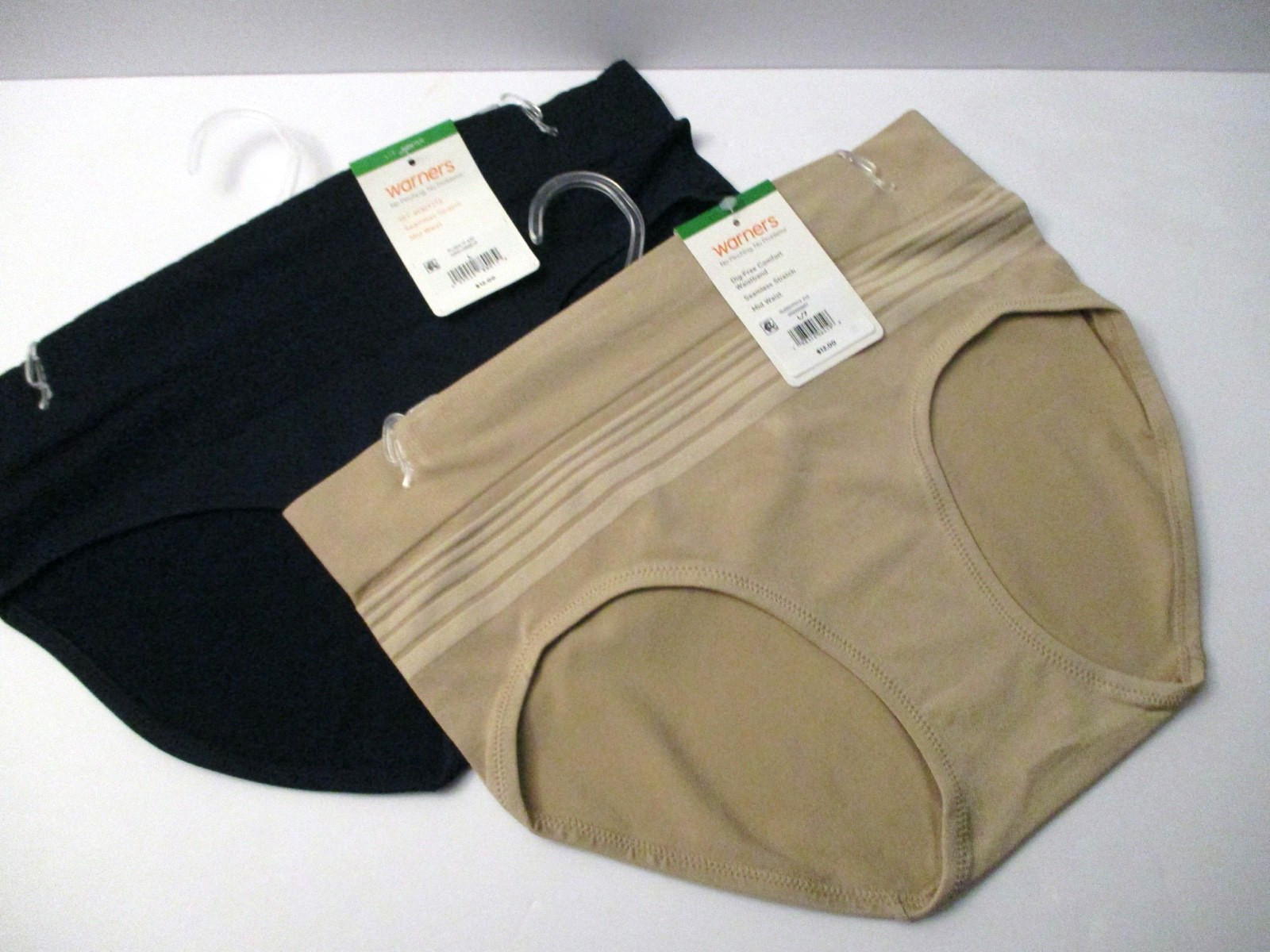 Warners hipster seamless stretch panties 2 pair size 7/L