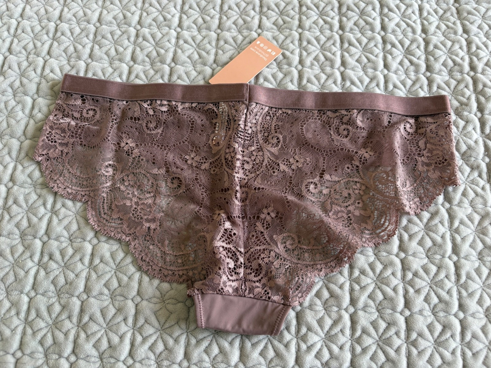 THIRD LOVE CHEEKY LACY PANTY SIZE LARGE NEW WITH TAGS