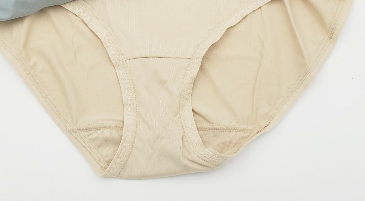 Vanity Fair Comfort Where it Counts Brief 6/M Ride Up No Roll Down 13463 3-Pair
