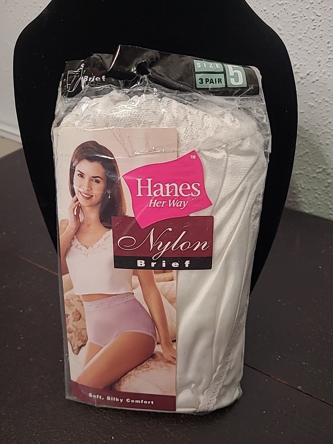 1999 Hanes Her Way Nylon White Briefs Silky Panty Underwear 3 Pair Size 5 NEW