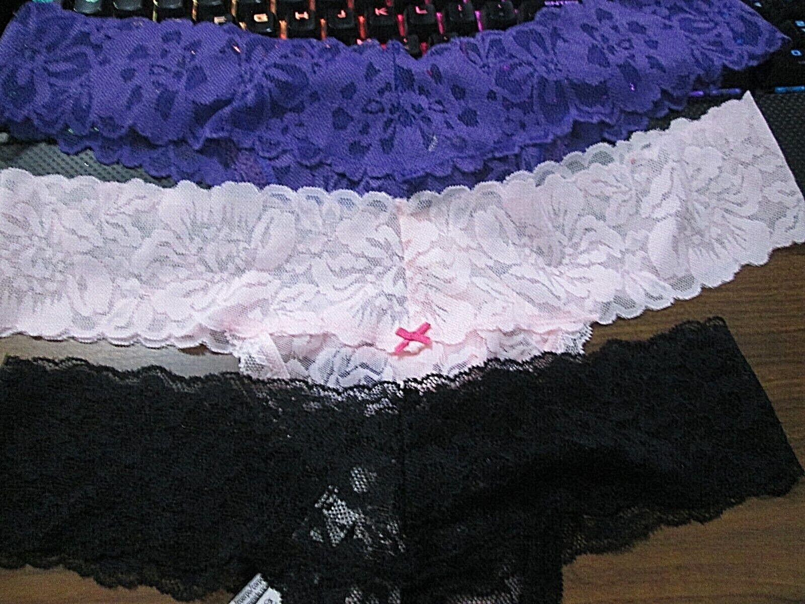 New w/Tag Victoria’s Secret💲Discounts on 2+💲💘Lace Thong💘XS, M, L 💘