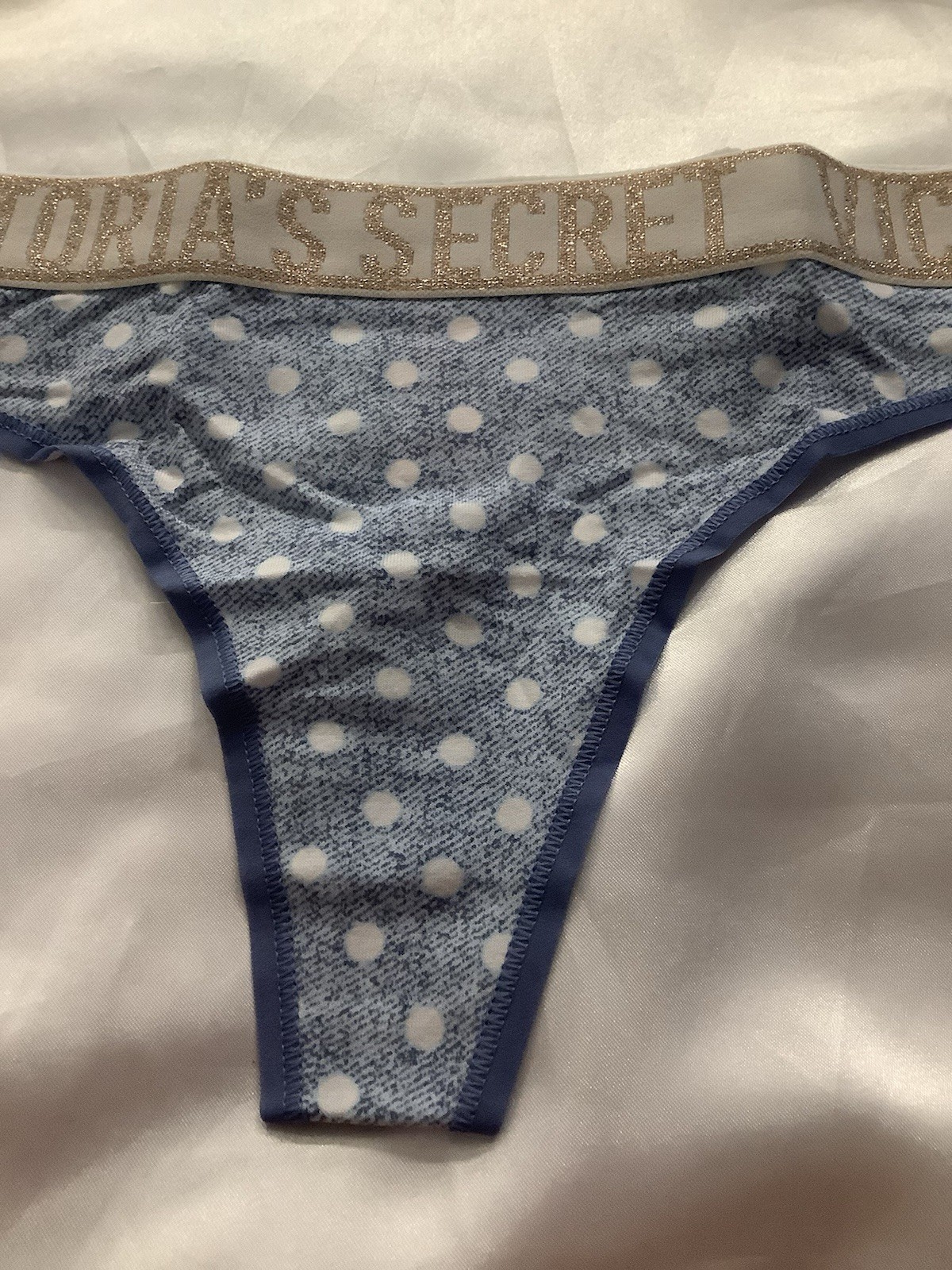Victoria’s Secret PINK Women’s Thong Panties Blue Polka Dot Gold Glitter 1pk L