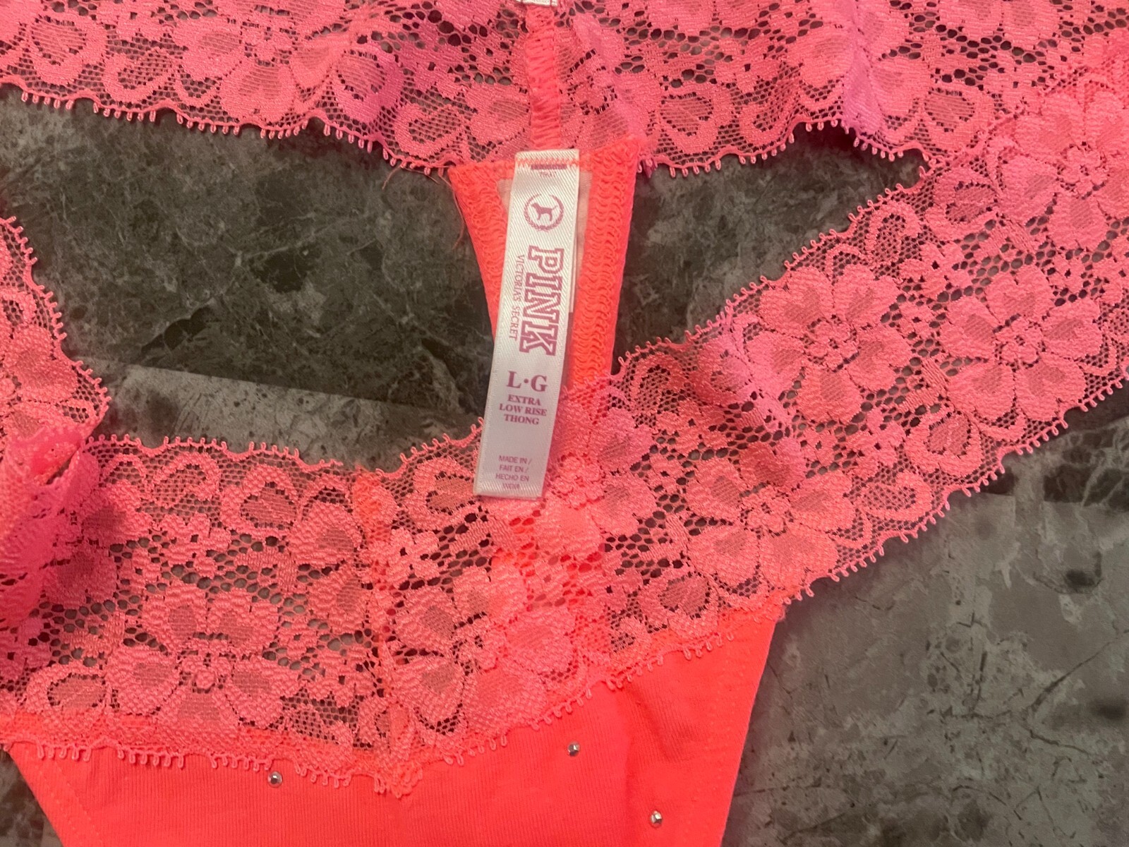 NWOT VICTORIA’S SECRET PINK L CORAL SILVER STUDDED LACE BAND RARE THONG PANTIES