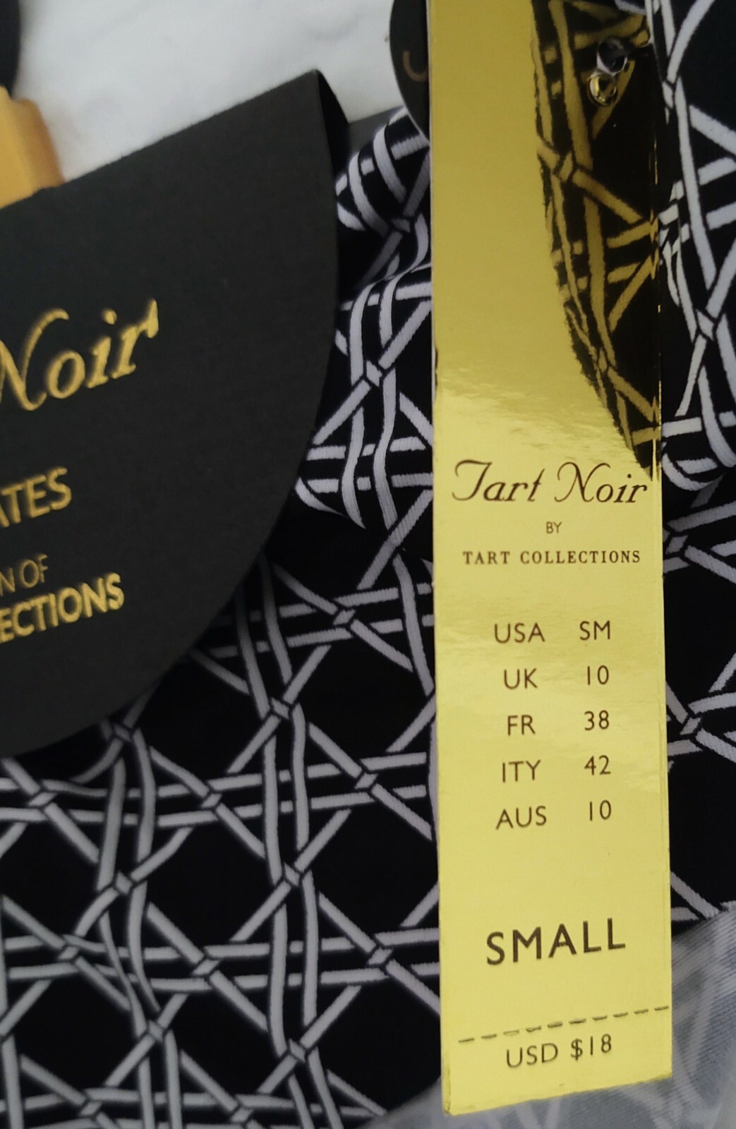 New! TART NOIR Women’s Sz Small Seamless Invisible Hi-Rise Black/White Panties