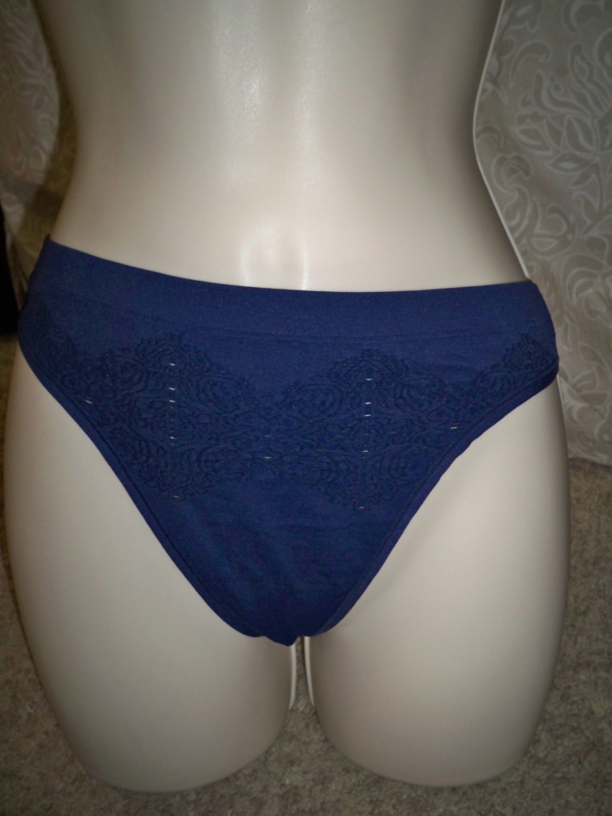 VICTORIAS SECRET THONG MESH LACE DETAIL NAVY BLUE LARGE NEW