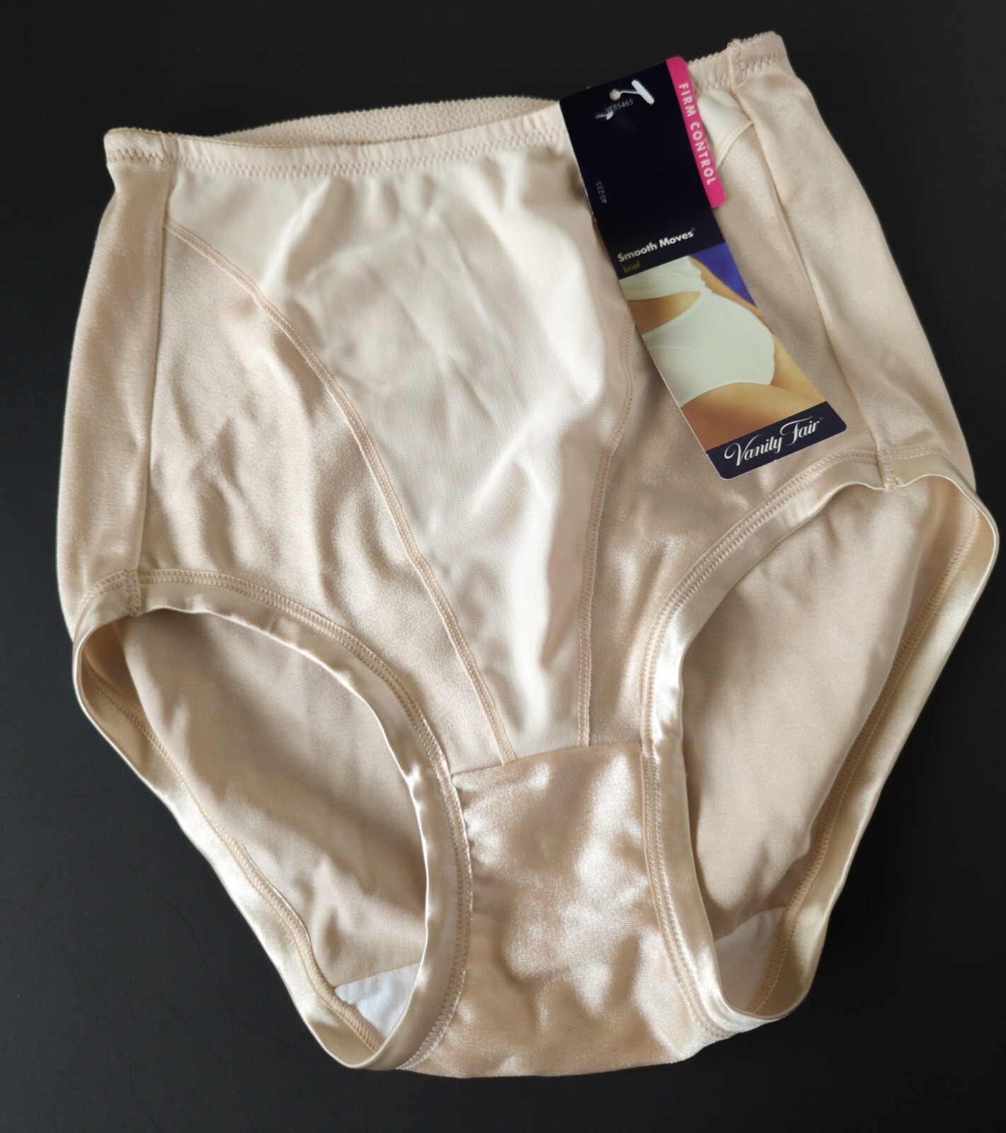 1 NEW Vanity Fair VTG 90s-00s Silky Smooth Moves High Cut Brief Panty Sz MEDIUM