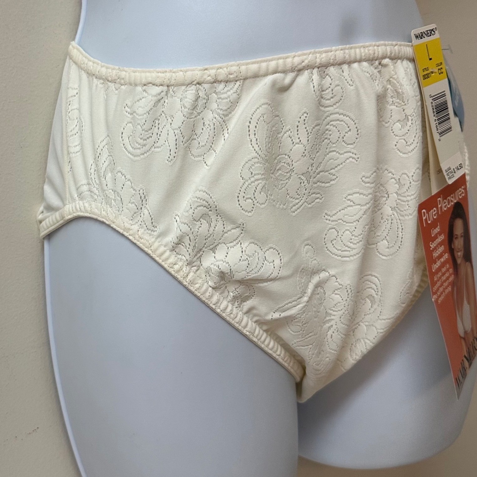 Warners Pure Pleasures Vintage High Cut Brief Panties Floral Jacquard Cream L