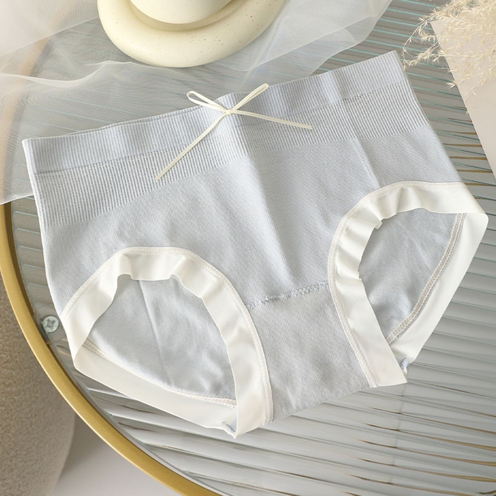 Ladies Polyester Seamless Briefs Mid Waist Fit for Vacation Holiday and Yoga