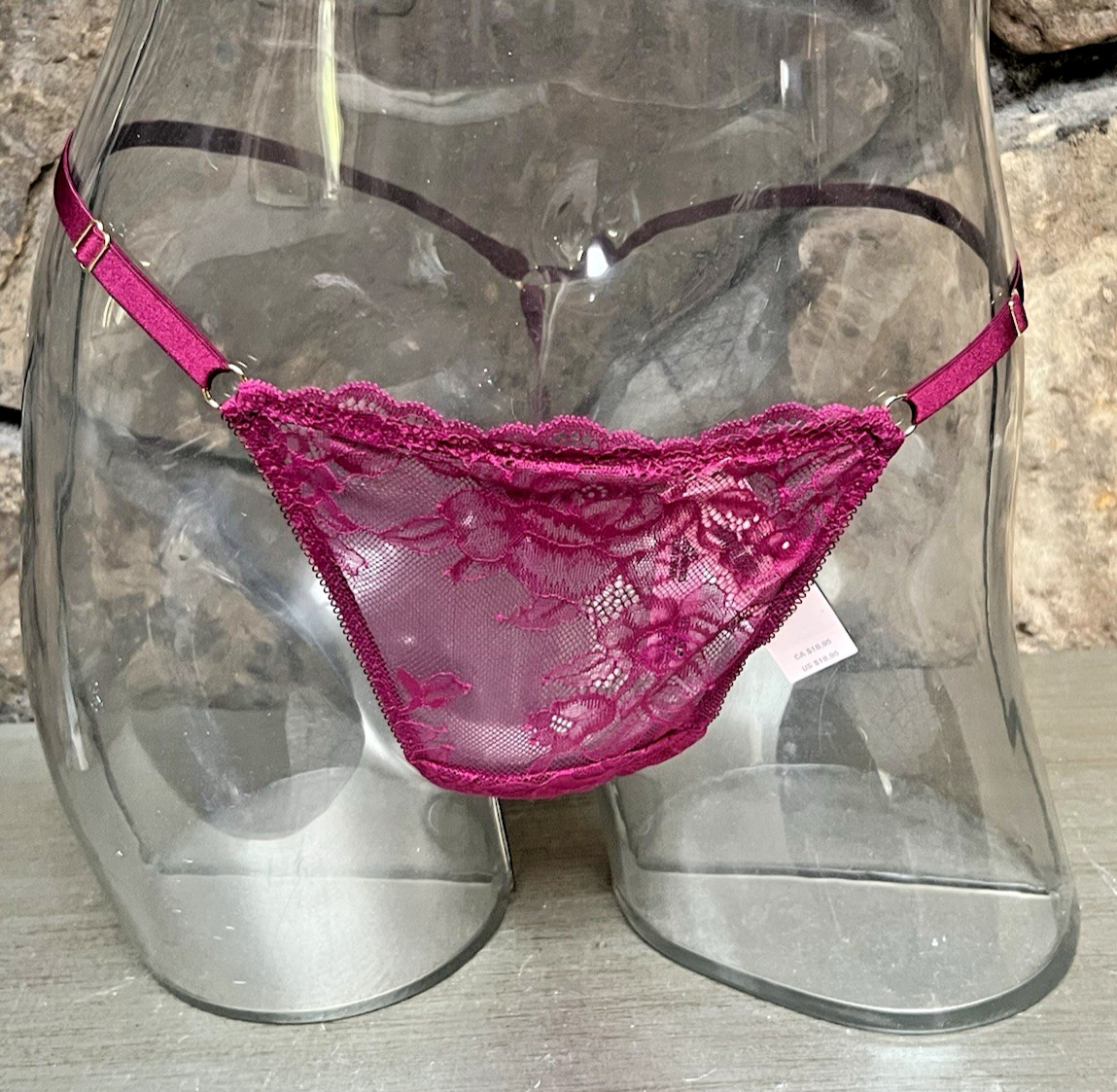 Victoria’s Secret Lace V-STRING THONG Panty Sz L BURGUNDY Adjustable Waist NWT