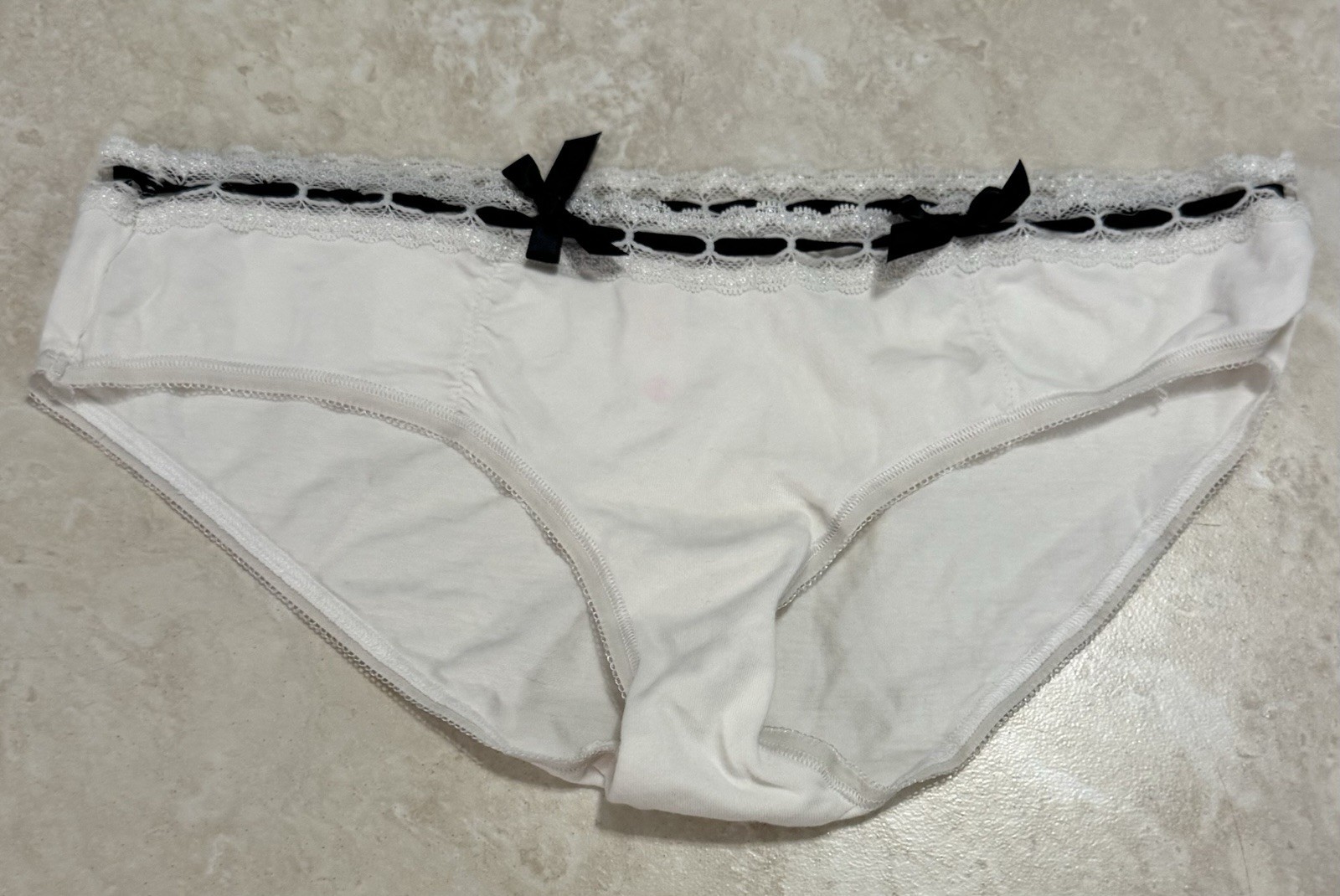 Victoria’s Secret Women’s Underwear Y2K White Cotton Bikini Lace Panties Bows M