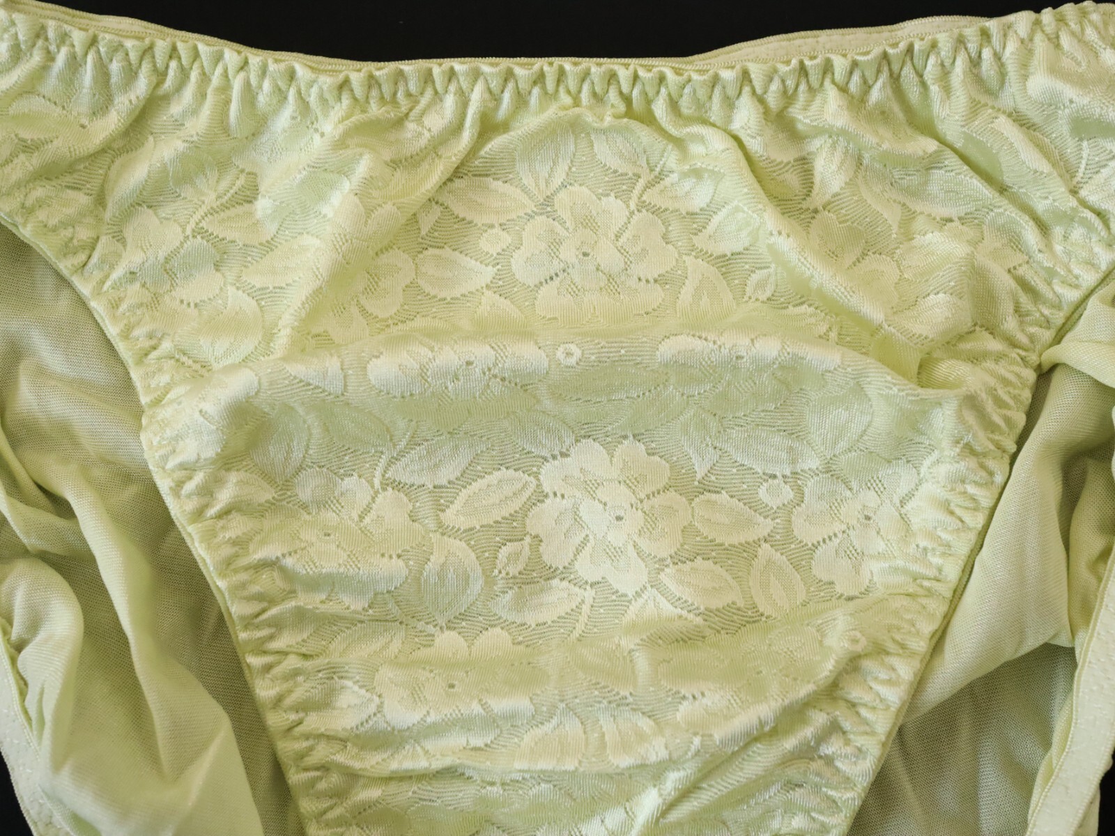 Maidenform VTG 90s Y2K Everyday Romance Satin Lace High Cut Brief Panty MEDIUM