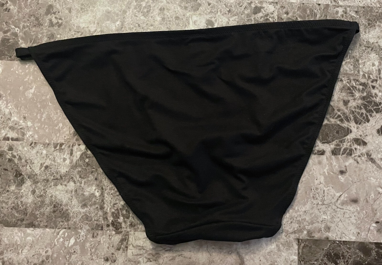 NWT VICTORIA’S SECRET SMALL BLACK SMOOTH ADJUSTABLE STRAPS STRING BIKINI PANTIES