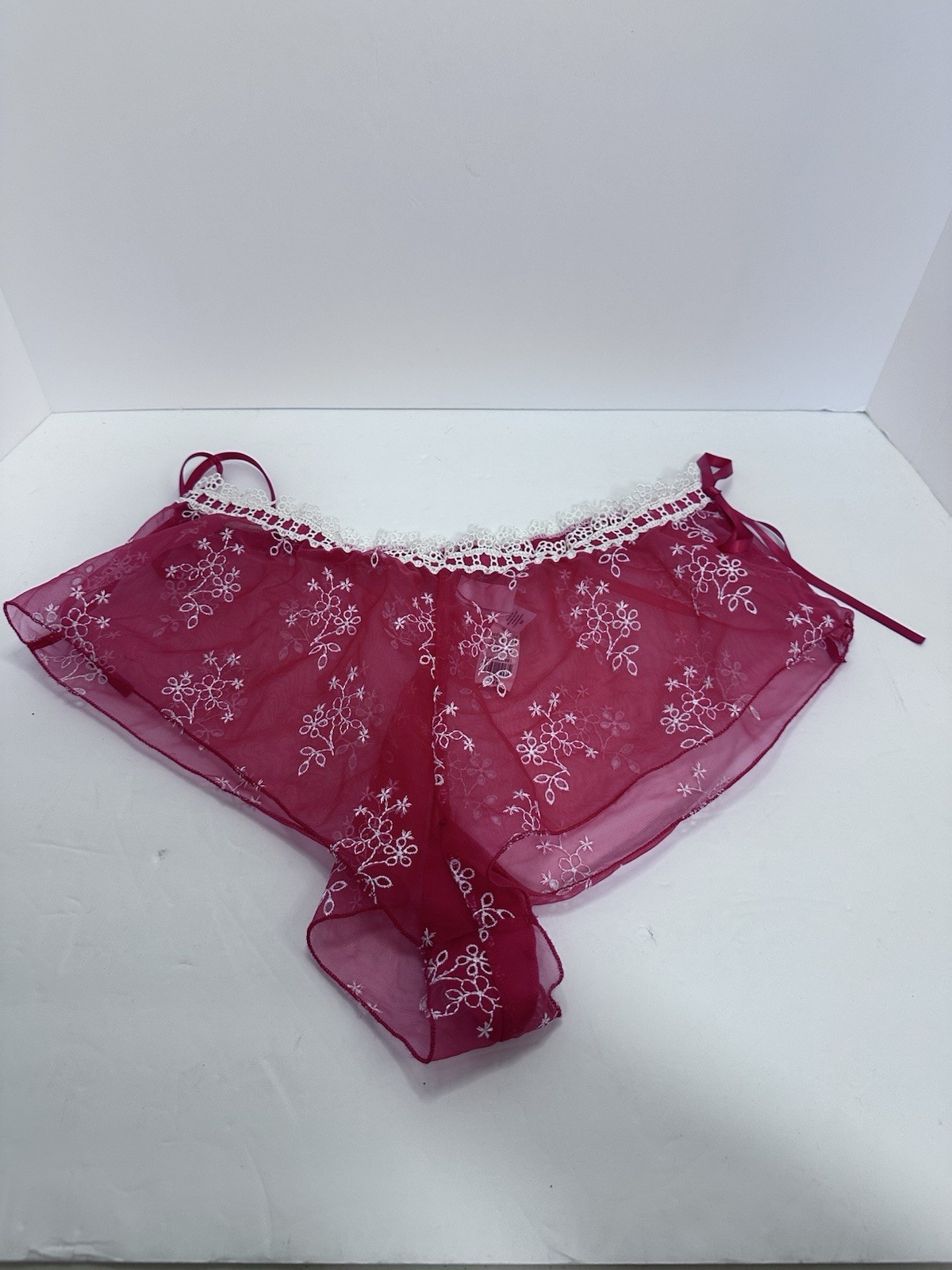 VTG 90s Y2K Victoria’s Secret Ivory/Red Sheer Floral High Cut flutter Panties M