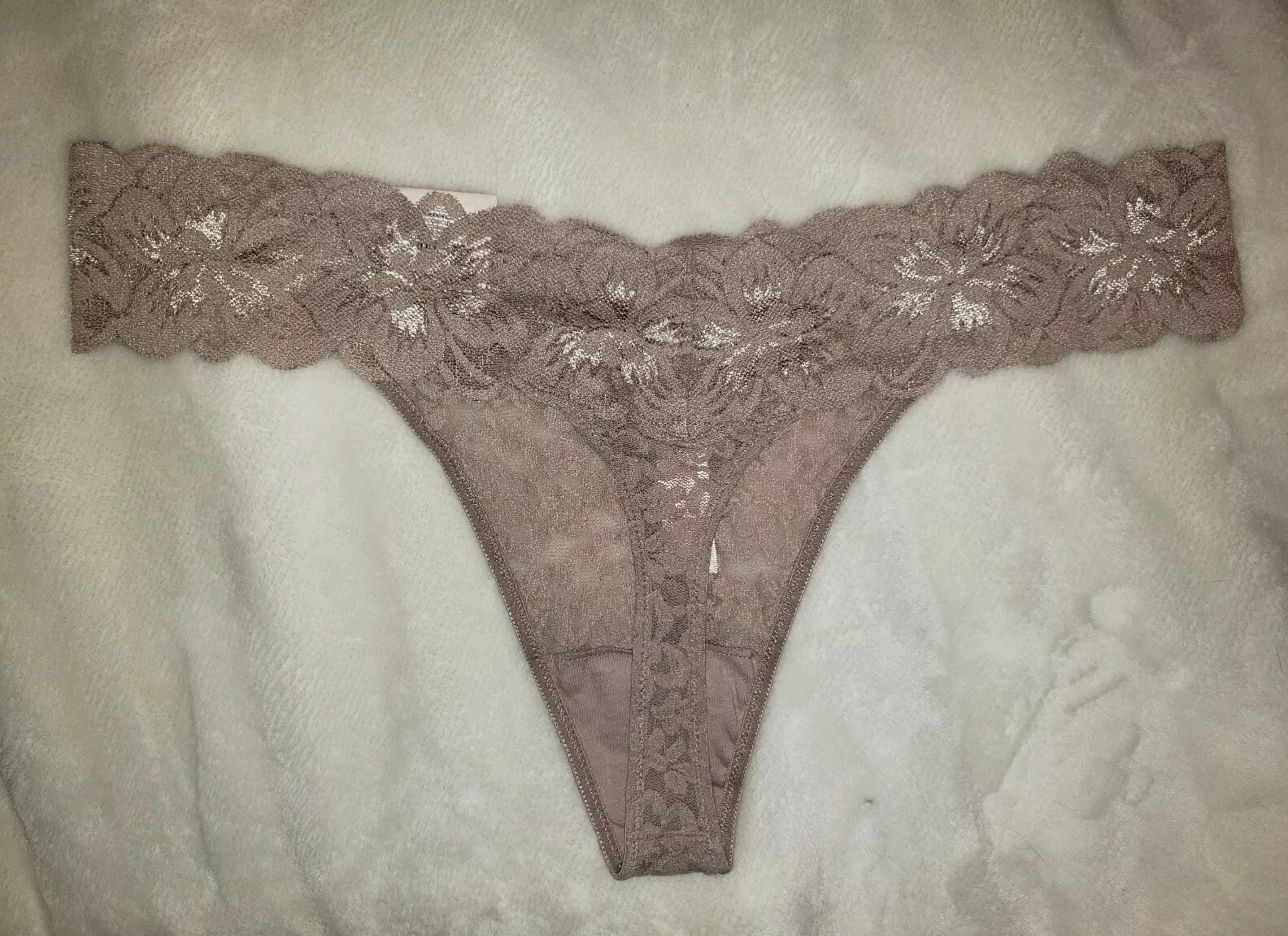 Candie’s – Women’s Thong XL