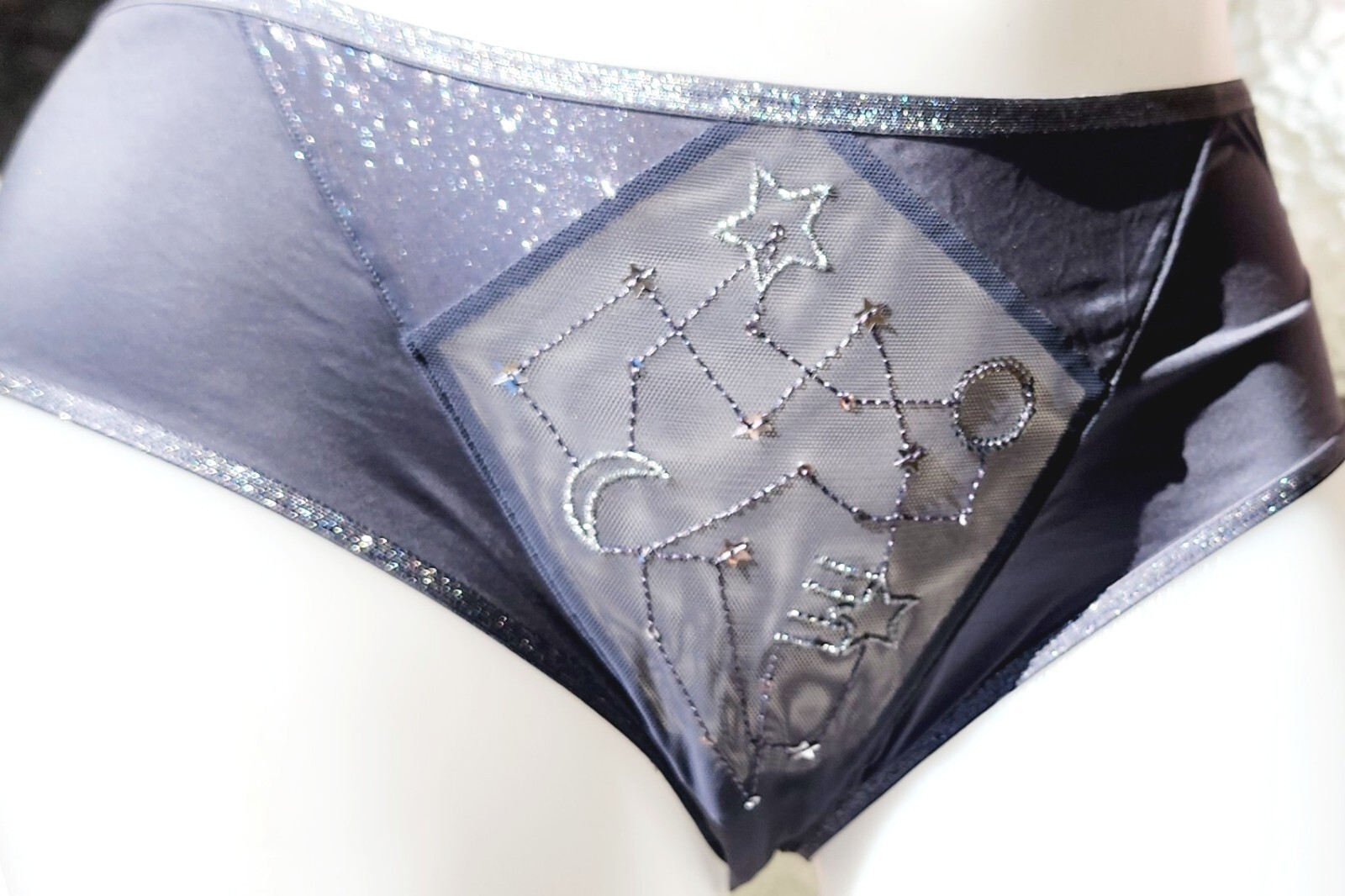 Victorias secret L Rare Vintage Satin Sequin 🌟 Stars Moon Silver Brief Panty