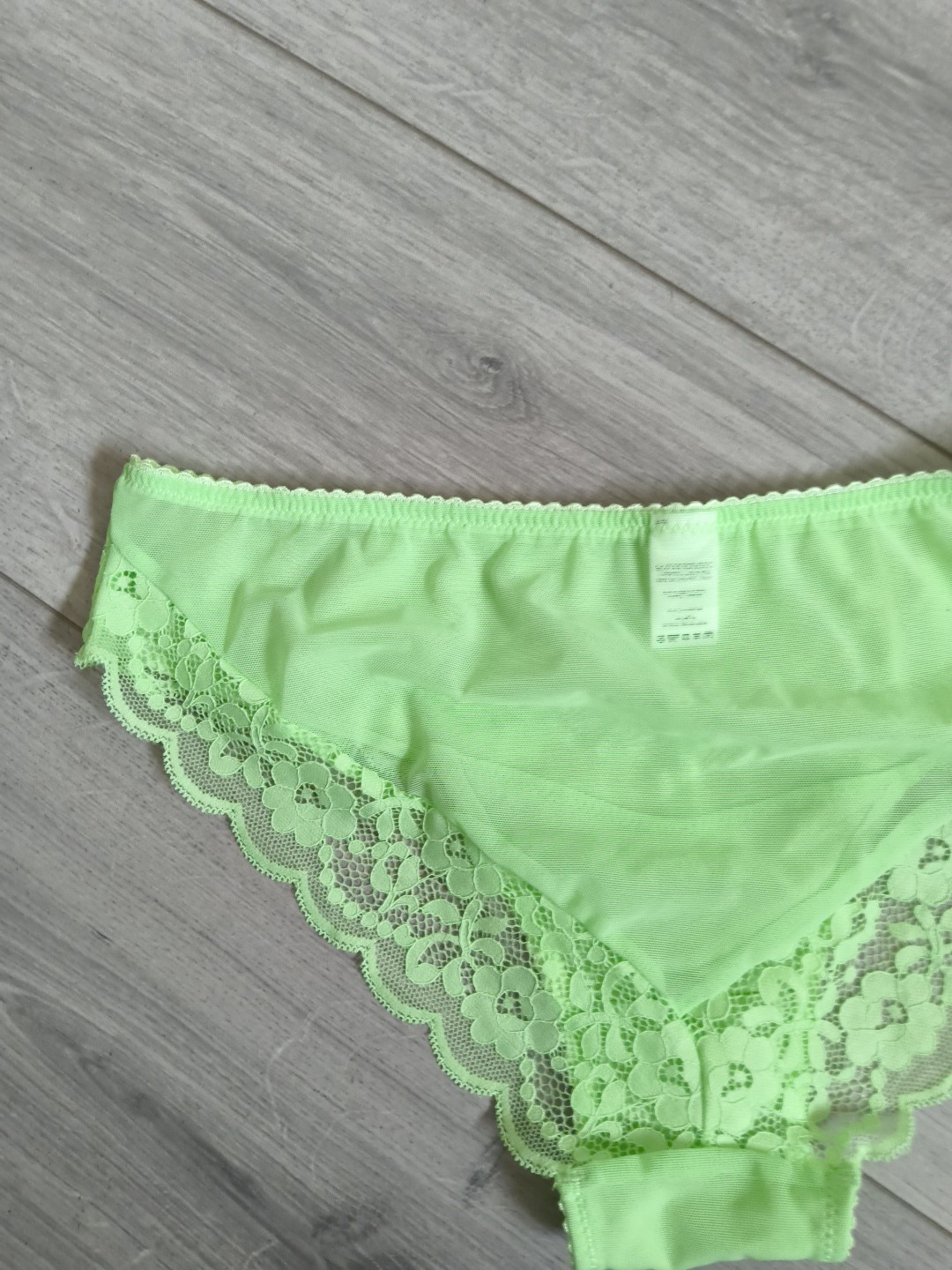 BNWOT Sainsburys TU Bright Green Lace Trim Briefs Size 12