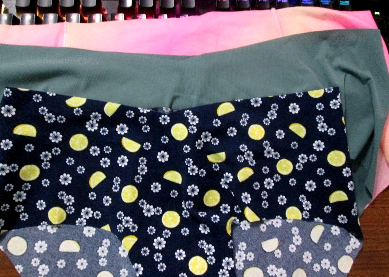 🎀New w/tag💙Victoria’s Secret💲Discounts on 2+💲Hiphugger💙Size S,M,L,XL🎀