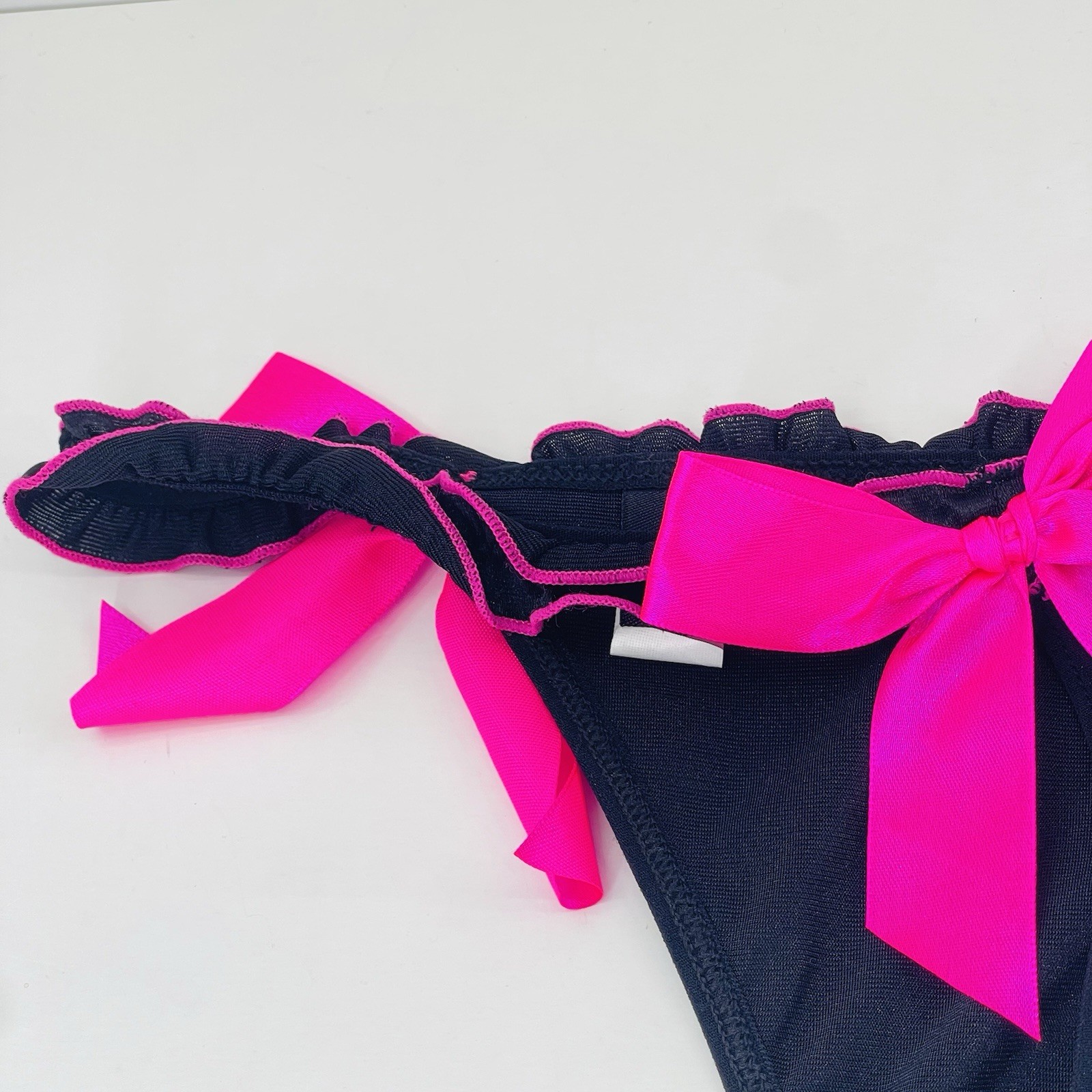 Morbid Threads Vintage Y2K Punk Goth Sexy Dancer Black Hot Pink Bow Thong L READ
