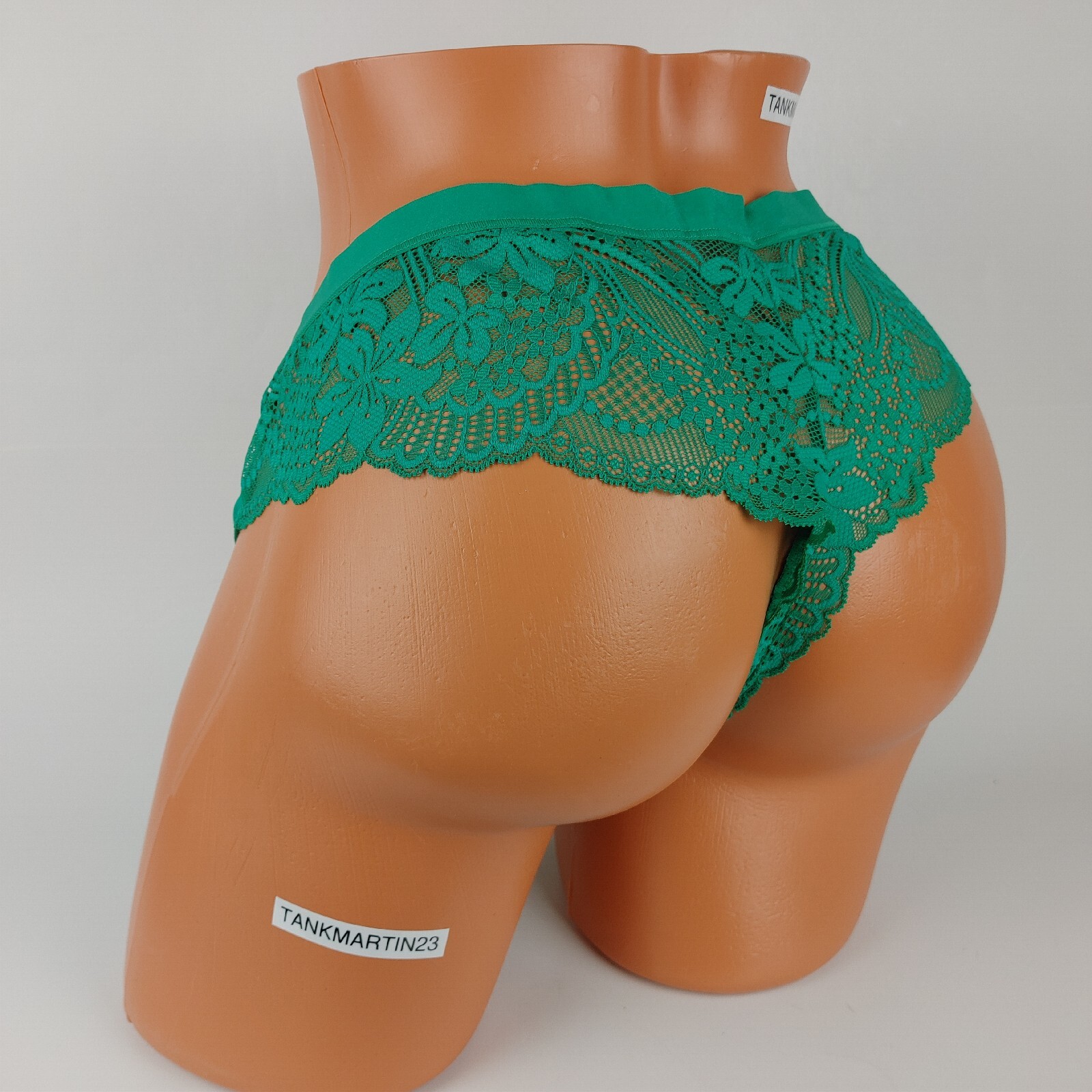 LANE BRYANT CACIQUE NO SHOW THONG 18/20 PANTY PLUS GREEN W/ GREEN LACE SOLID