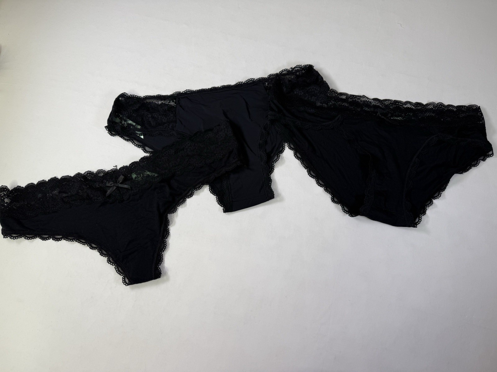 NWOT Honeydew Women’s Lace Underwear 3-Pack Size XLarge Black Rayon Blend