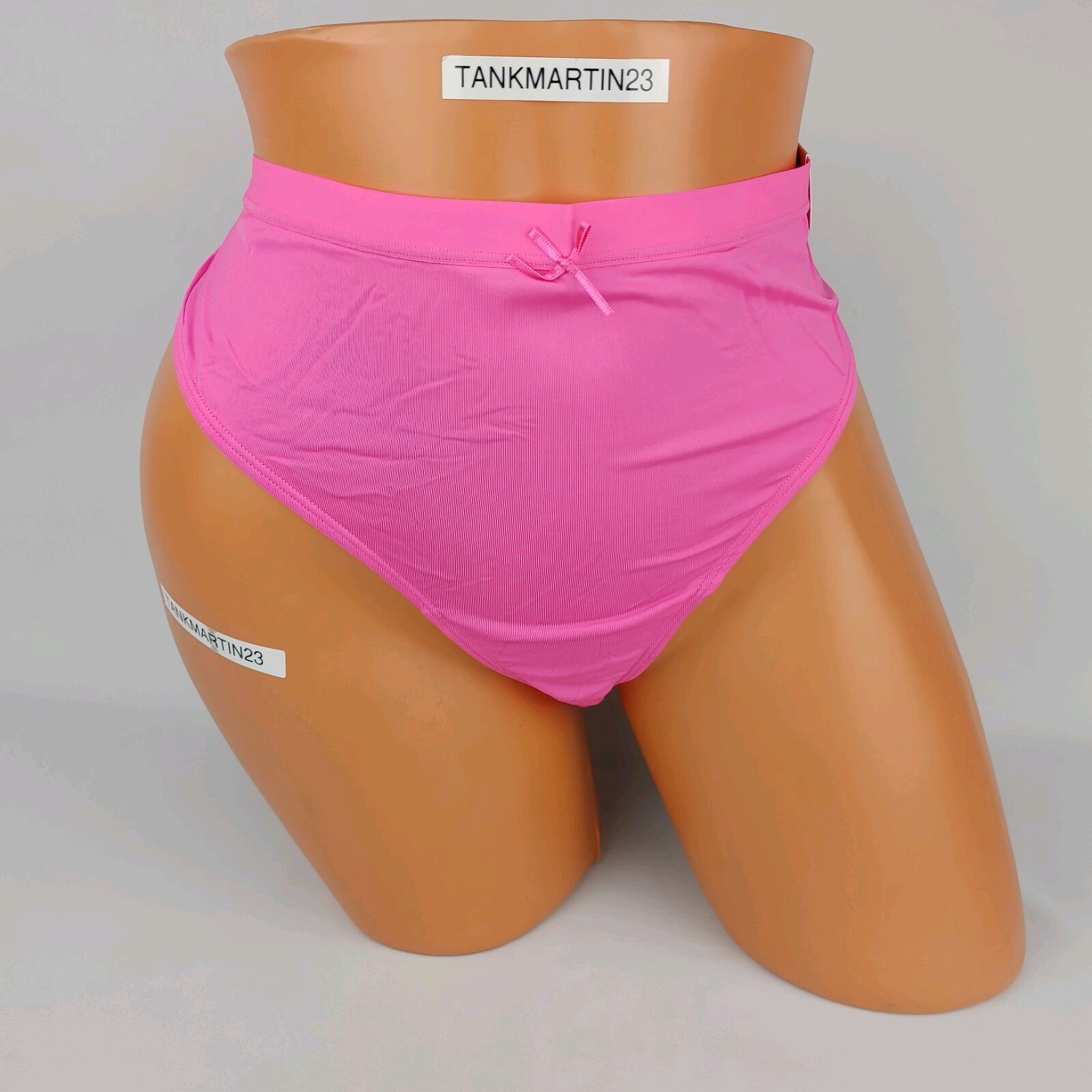 LANE BRYANT CACIQUE NO SHOW THONG 22/24 PANTY PLUS SOLID PINK LACE BACK SEXY