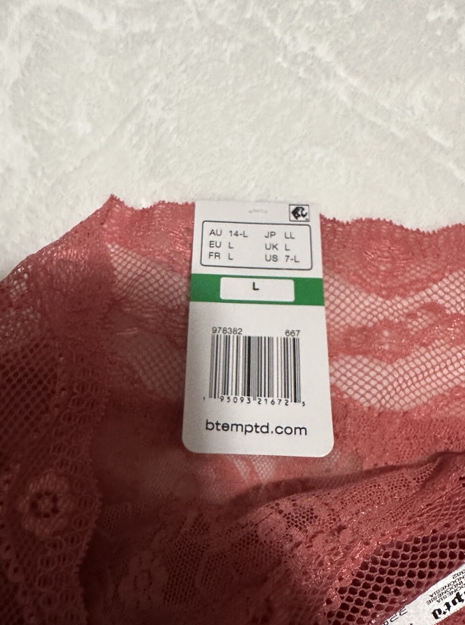 Lot of 2 – B.TEMPT’D Hi-Leg Briefs – Lace – Women’s Size Large / 7 – BRAND NEW!