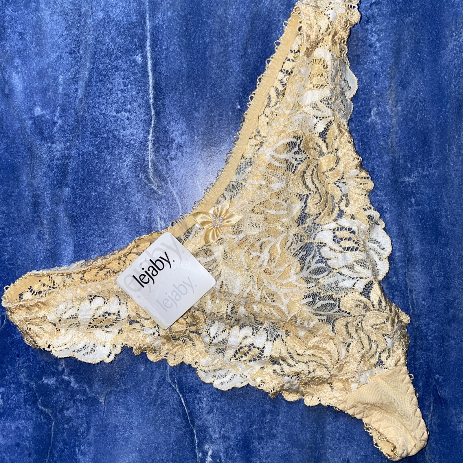 Lejaby France Luxurious Sheer Floral Lace Thong Yellow White Sz 2 S Small 5 NWT