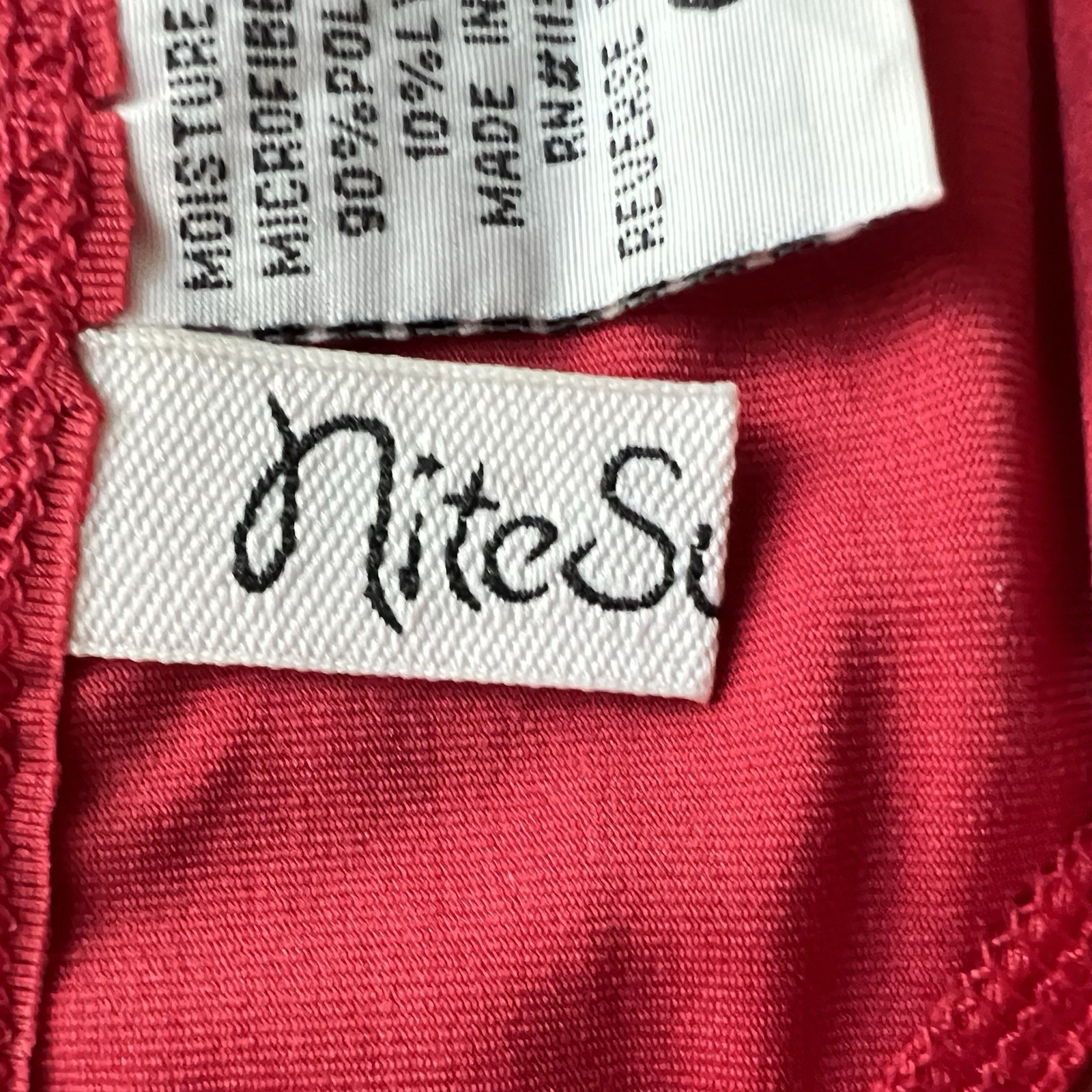 NiteSweatz Thong Panties Underwear Medium Red Moisture Wicking Microfiber NEW