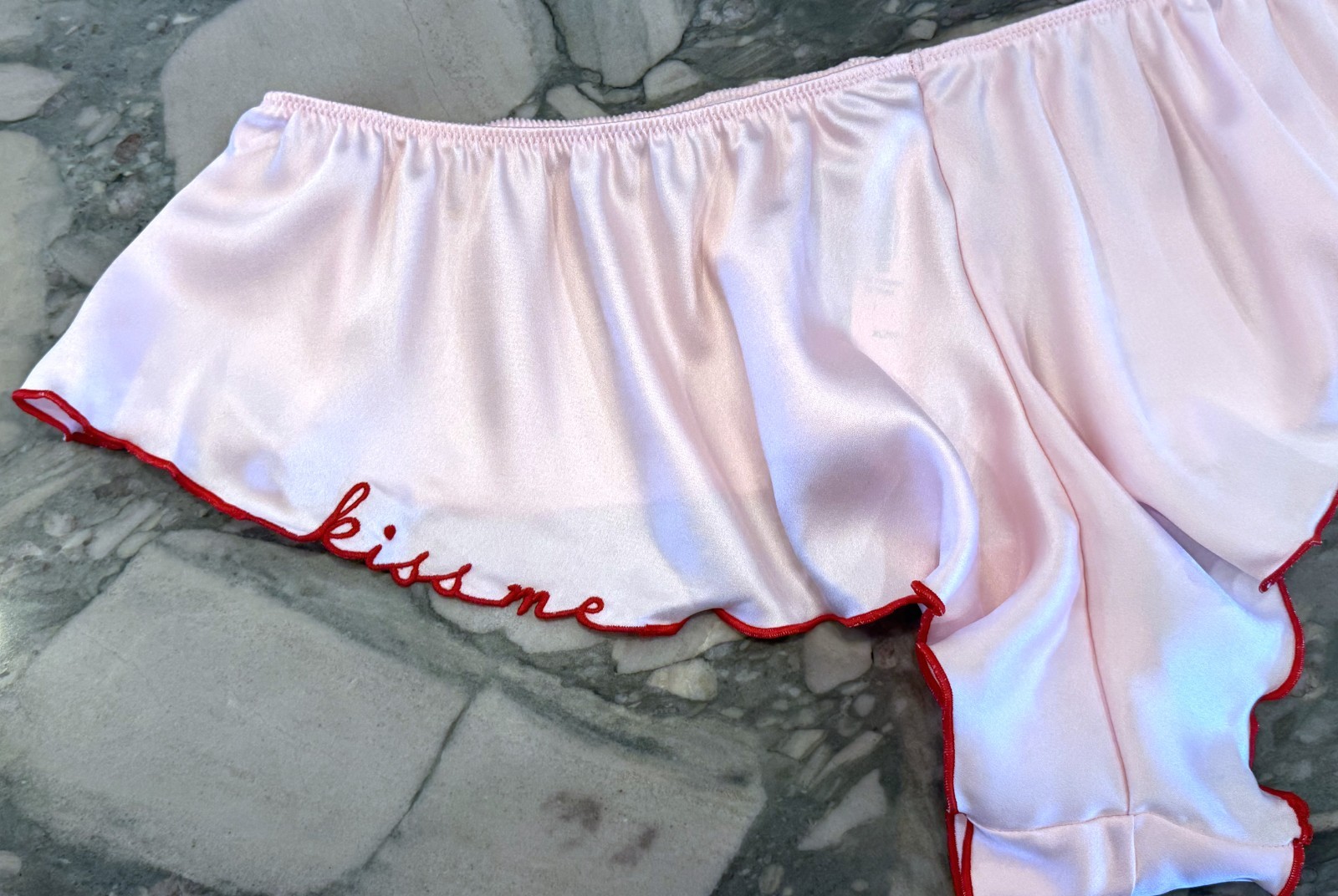 NEW Victoria Secret Very Sexy Satin Flutter Cheeky Shortie Pink KISS ME XL XXL