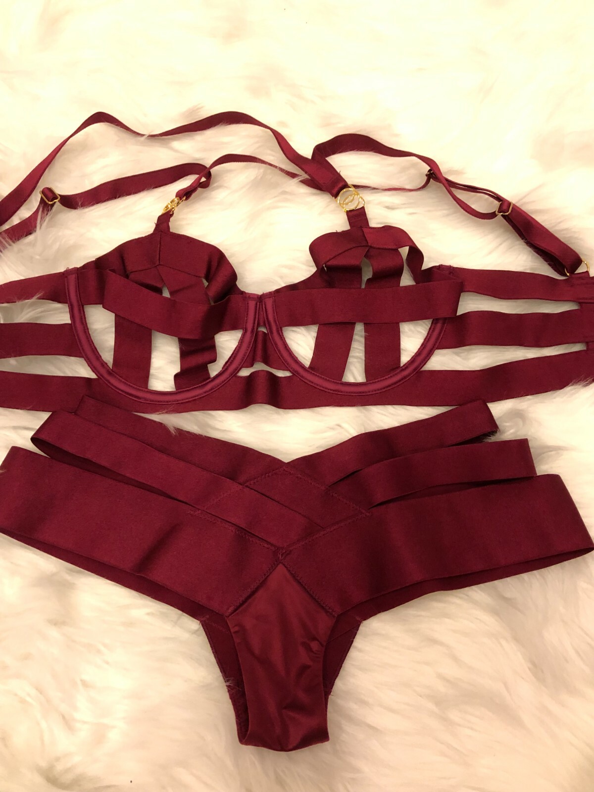 New Victoria’s Secret 2PC SET Luxe Lingerie Banded Stappy Demi Bra 32C XSMALL