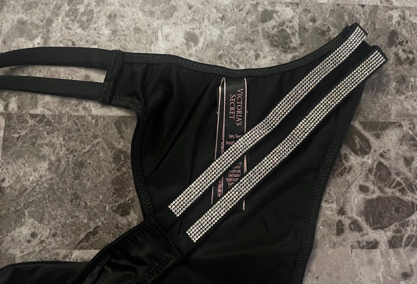 VICTORIA’S SECRET BLACK SMOOTH RHINESTONE DOUBLE SHINE STRAP BRAZILIAN PANTIES