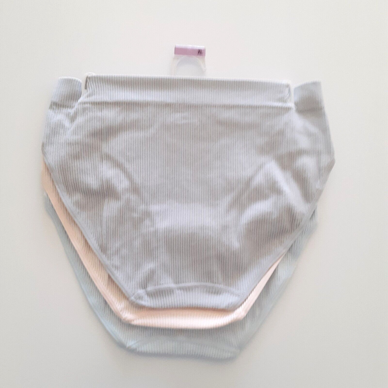 Tranquil & True Womens Size XL Hipsters Ribbed Seamless Solid Underwear 3 Pack