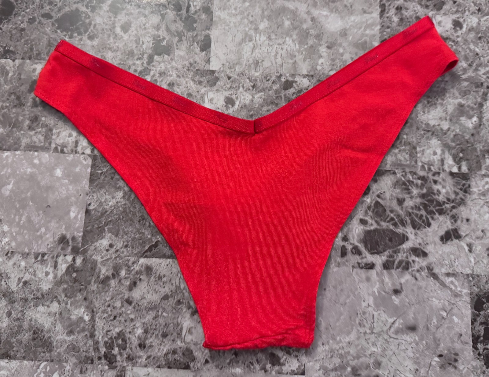 NWT VICTORIA’S SECRET PINK NAUGHTY ISH LOGO BAND V STYLE TANGA CHEEKY PANTIES