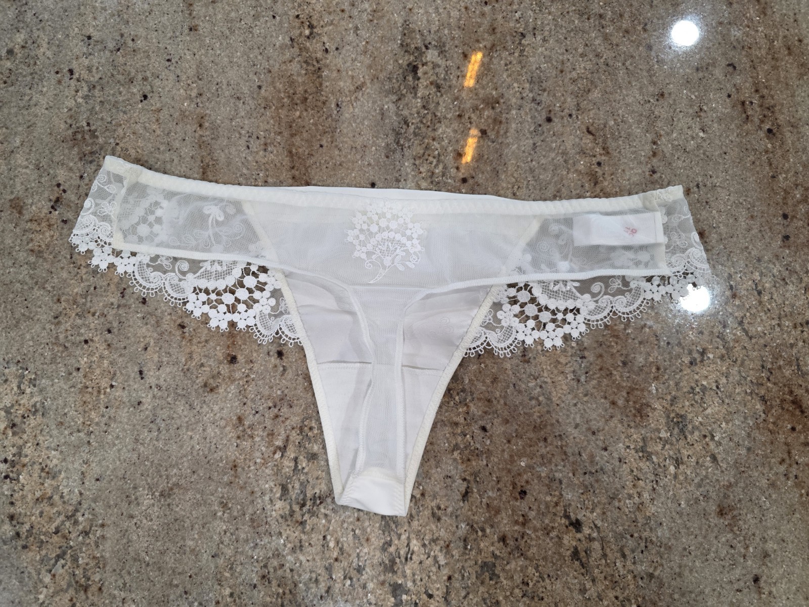 New Women’s SIMONE PERELE 12B710 Wish Tanga Panty Size US S/FR 2