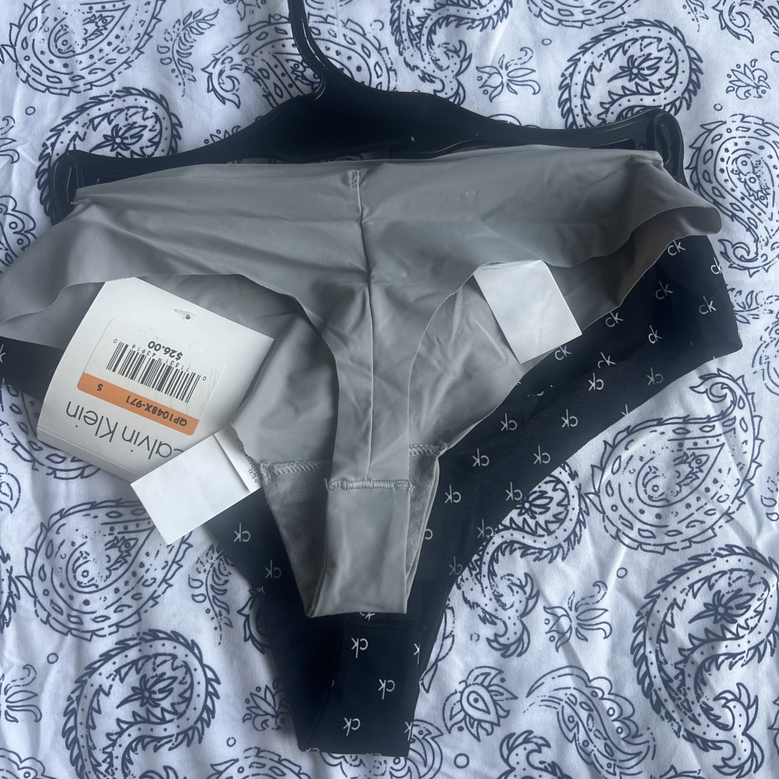 Calvin Klein Thong Panty (small ) Light Gray And Black Color Pack Of 2