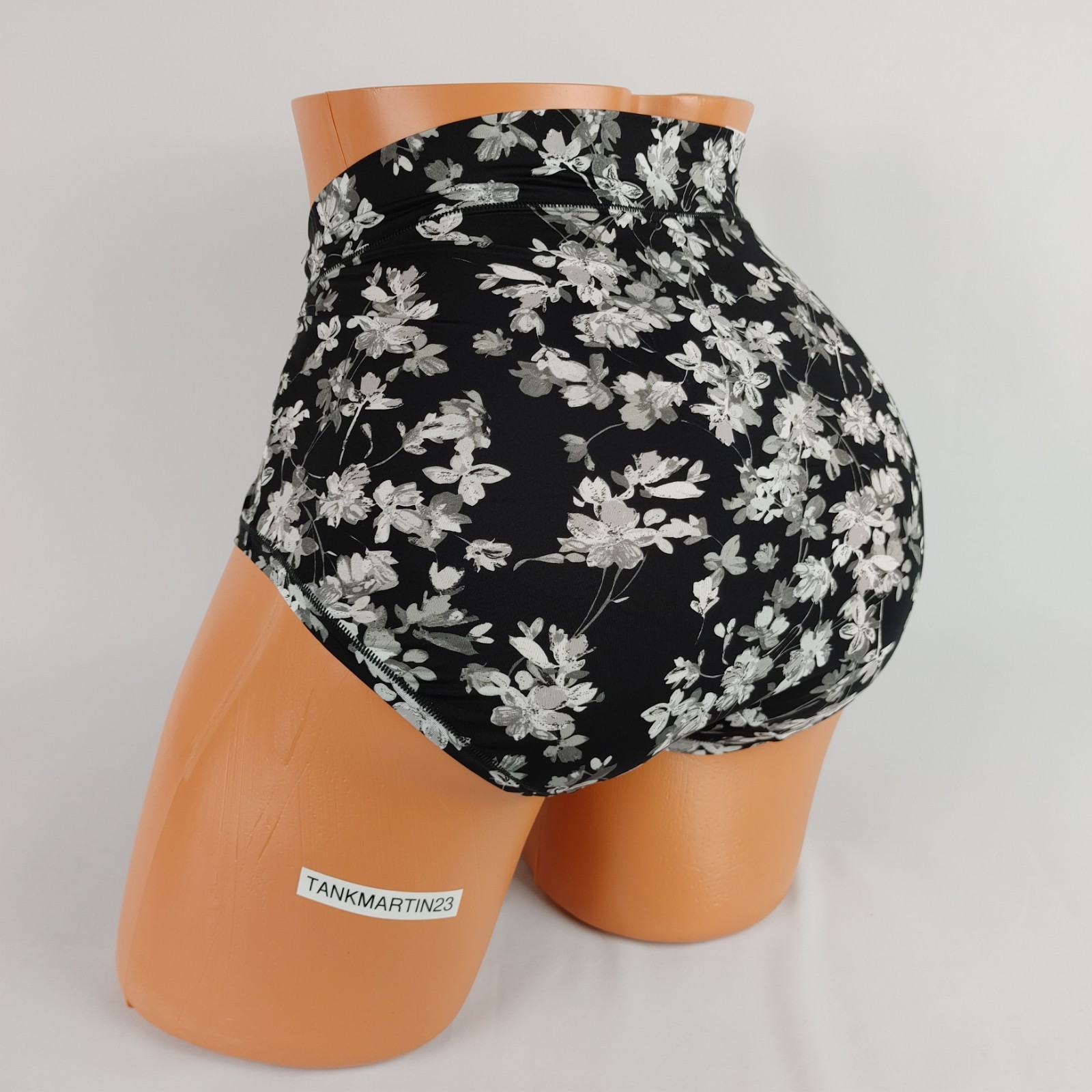LANE BRYANT CACIQUE COMFORT BLISS FULL BRIEF PLUS PANTY 14/16 BLACK GRAY FLORAL